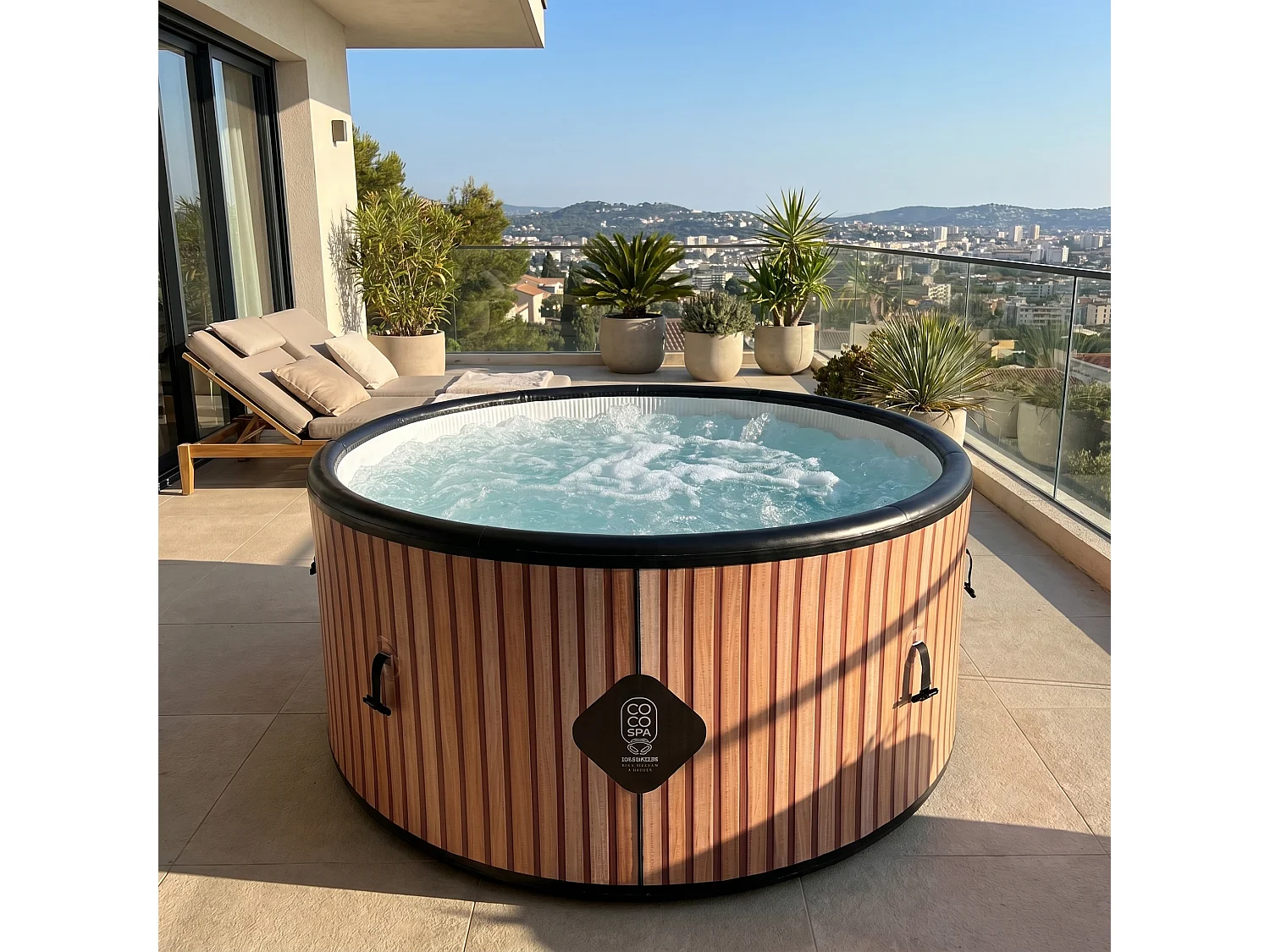 Spa gonflable chauffant & massant imitation bois 150 cm