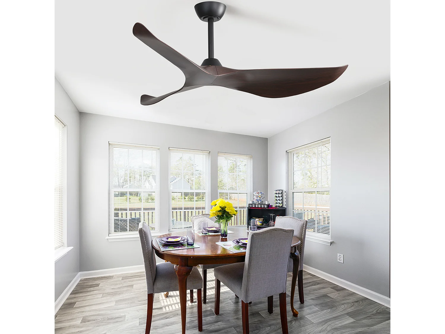 Ventilateur de plafond 96 cm avec moteur DC réversible, 6 vitesses, télécommande, sans éclairage ABS noir