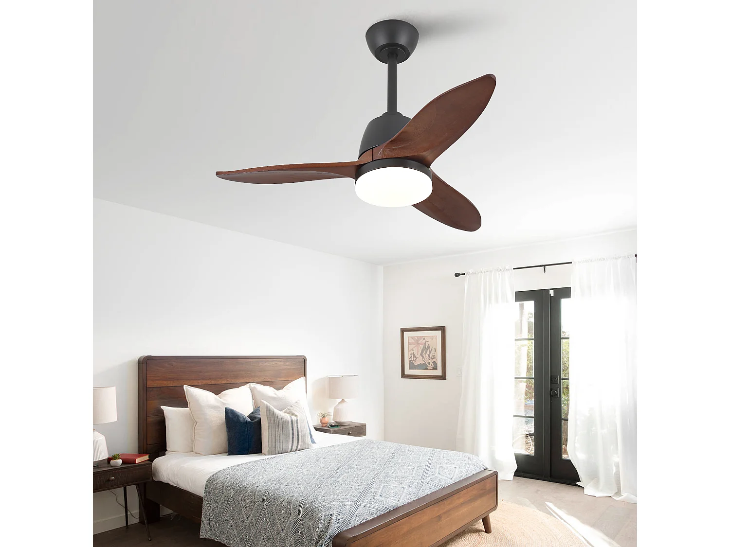 Ventilateur de plafond 91.4 cm avec LED, 3 teintes, moteur DC réversible Bois massif noir et noyer foncé