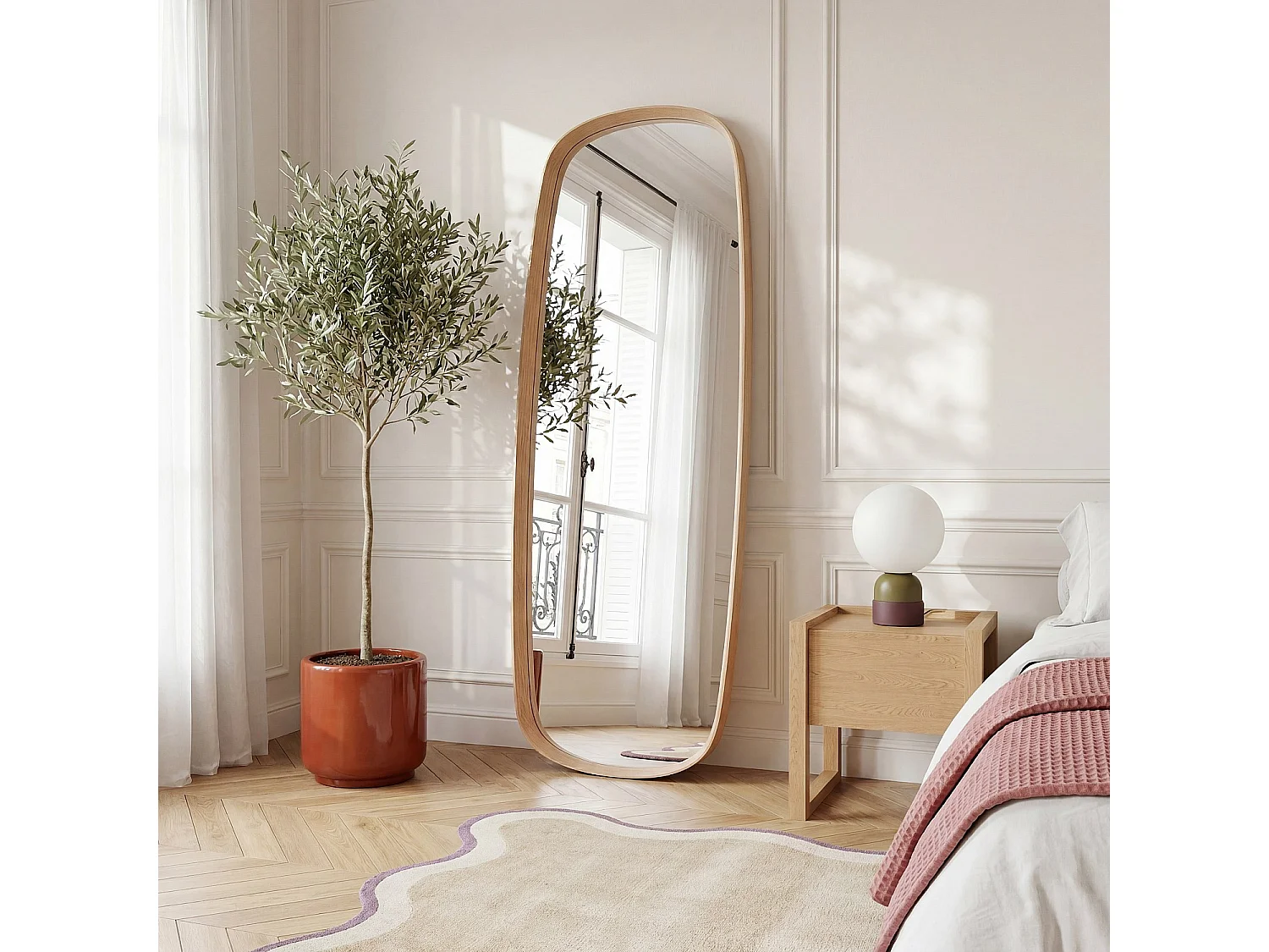 Habitat - Miroir ovale en chêne - 70 x 180 cm - Naturel - Neboria