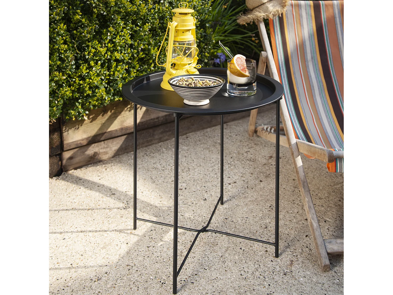 Noa & Nani Outdoor Bistro Garden Tray Table in Solid Black