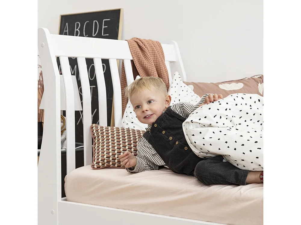 Noa & Nani Astrid Single Sleigh Bed with Pullout Trundle in White