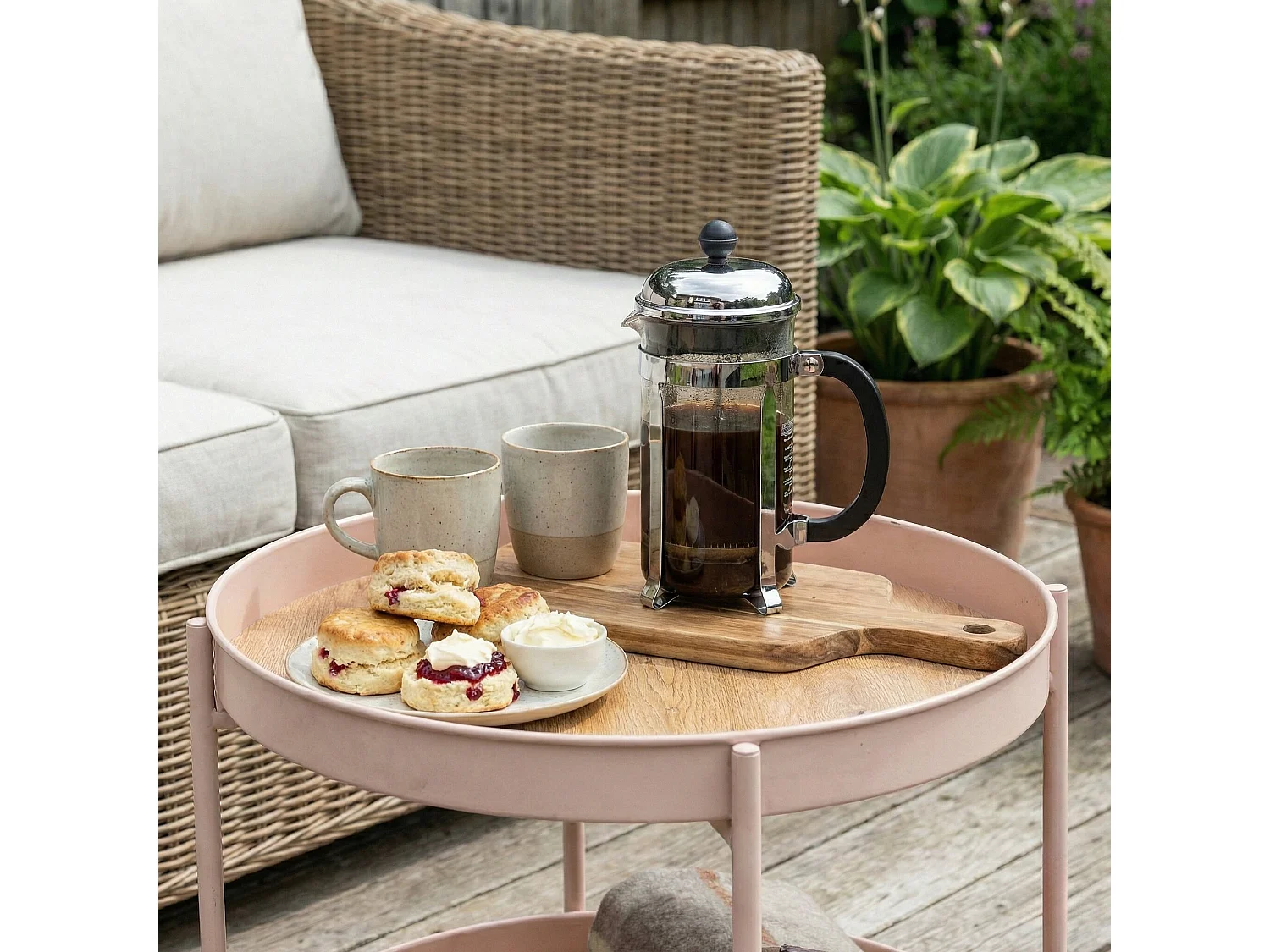 Noa & Nani Flora Outdoor Coffee Table Garden Patio Table for Balcony & Deck in Blush Pink