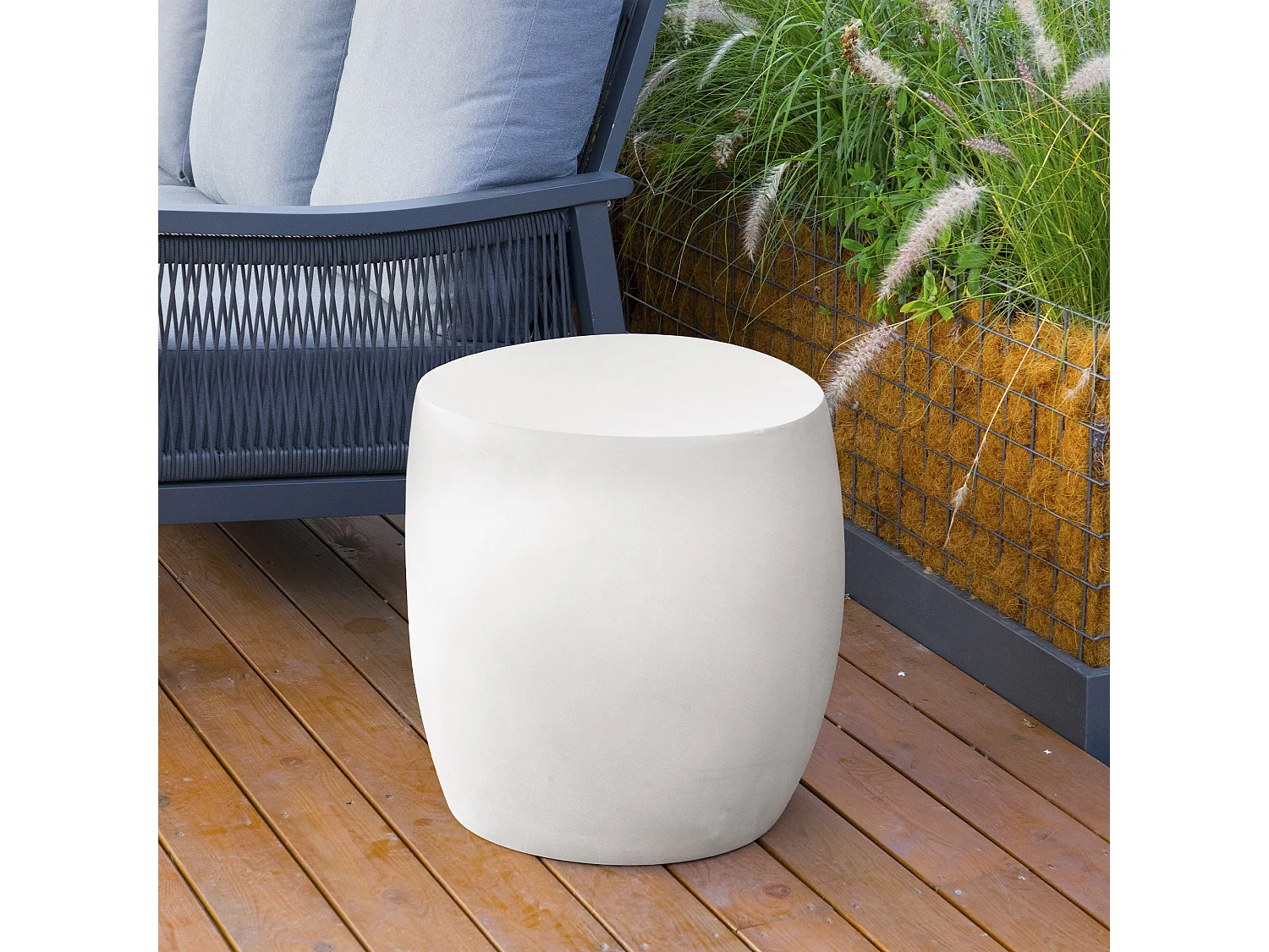 Bijzettafel van beton  48 x 48 x 51 cm