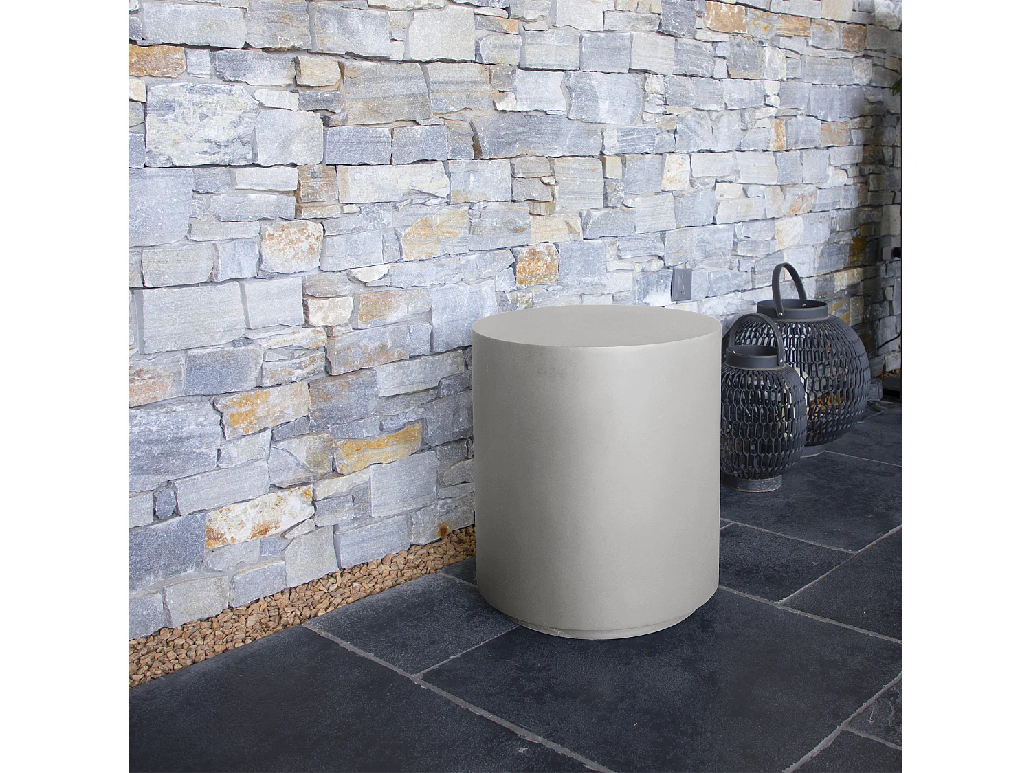 Table d'appoint en béton fibré  45 x 45 x 51 cm