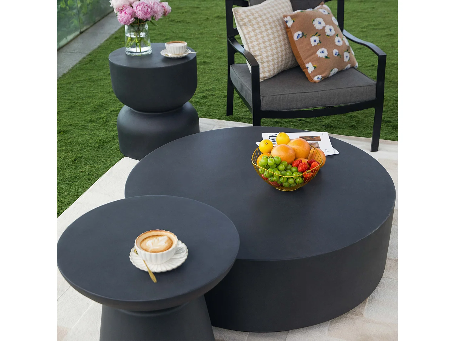 Table basse en béton fibré  101 x 101 x 36 cm