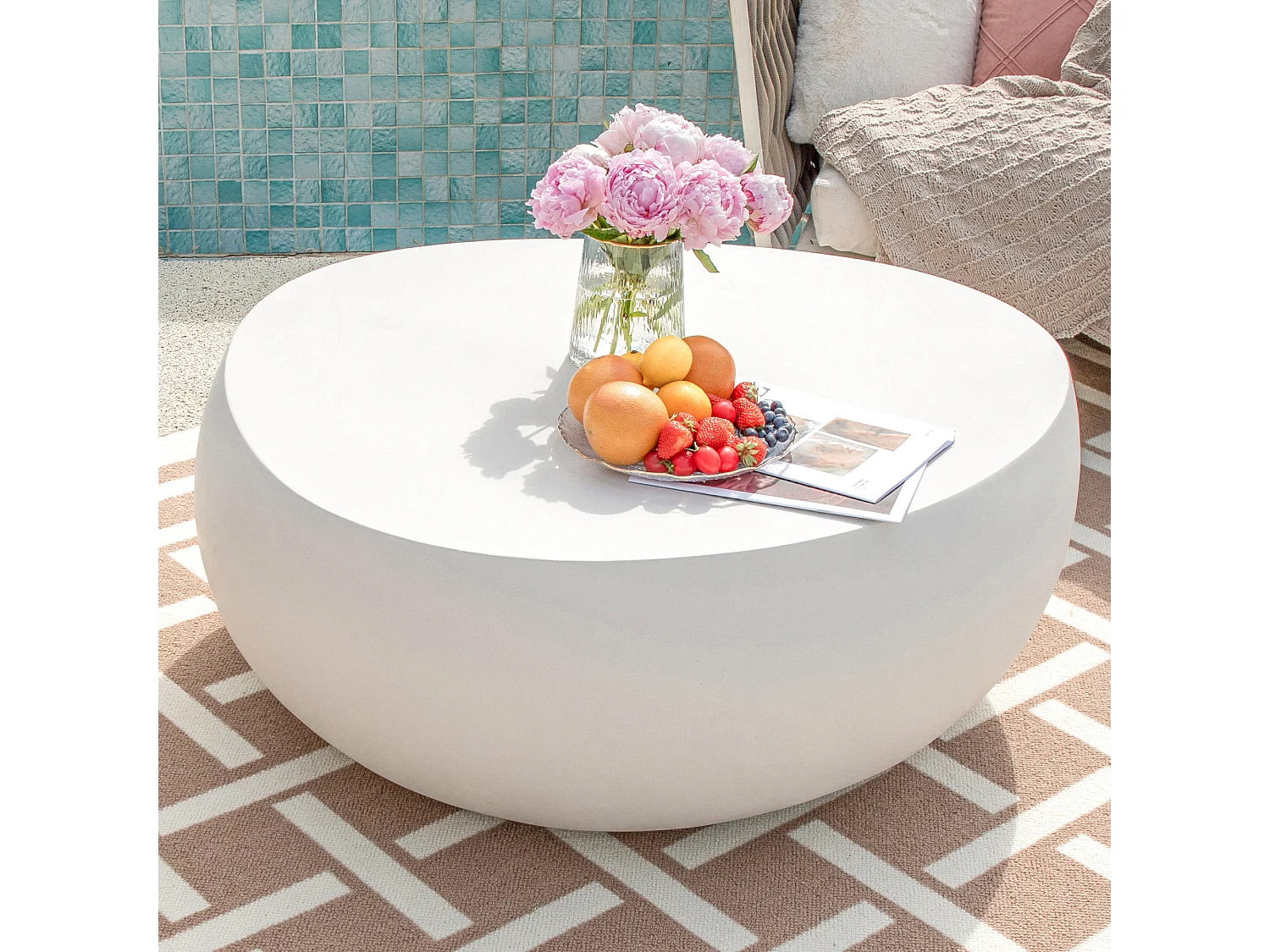Table basse en béton fibré  107 x 100 x 41 cm