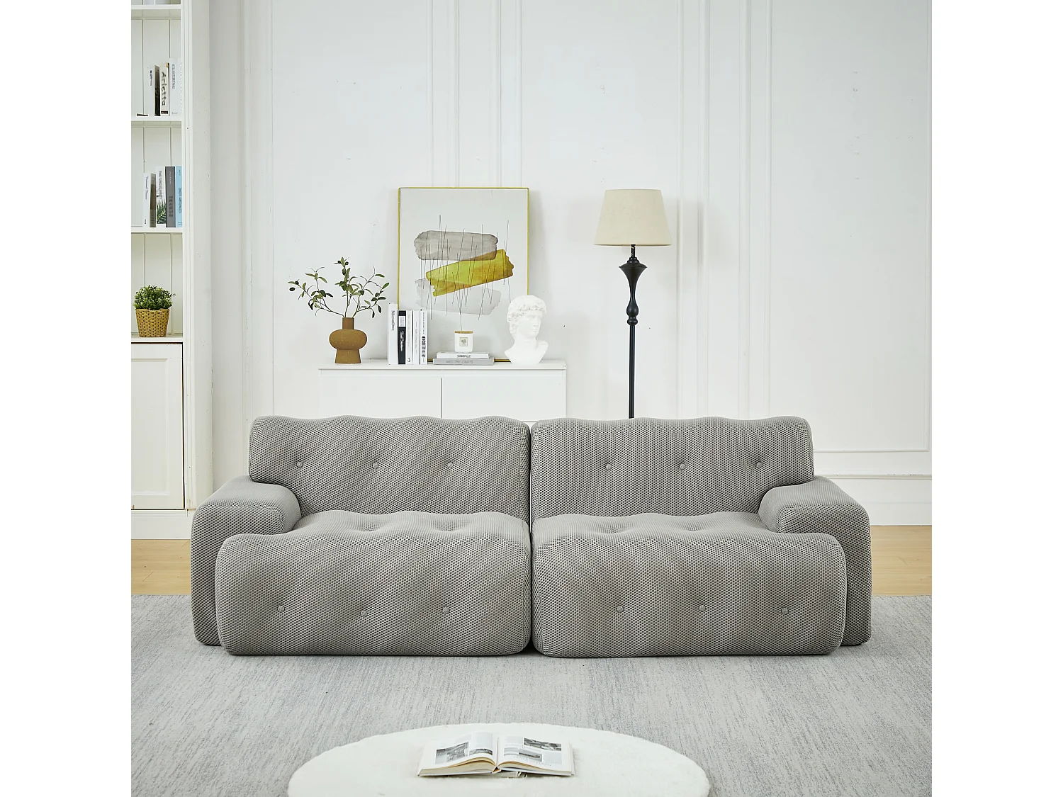 2-Sitzer-Stoffsofa mit breiten Armlehnen, modernes Design, Grau