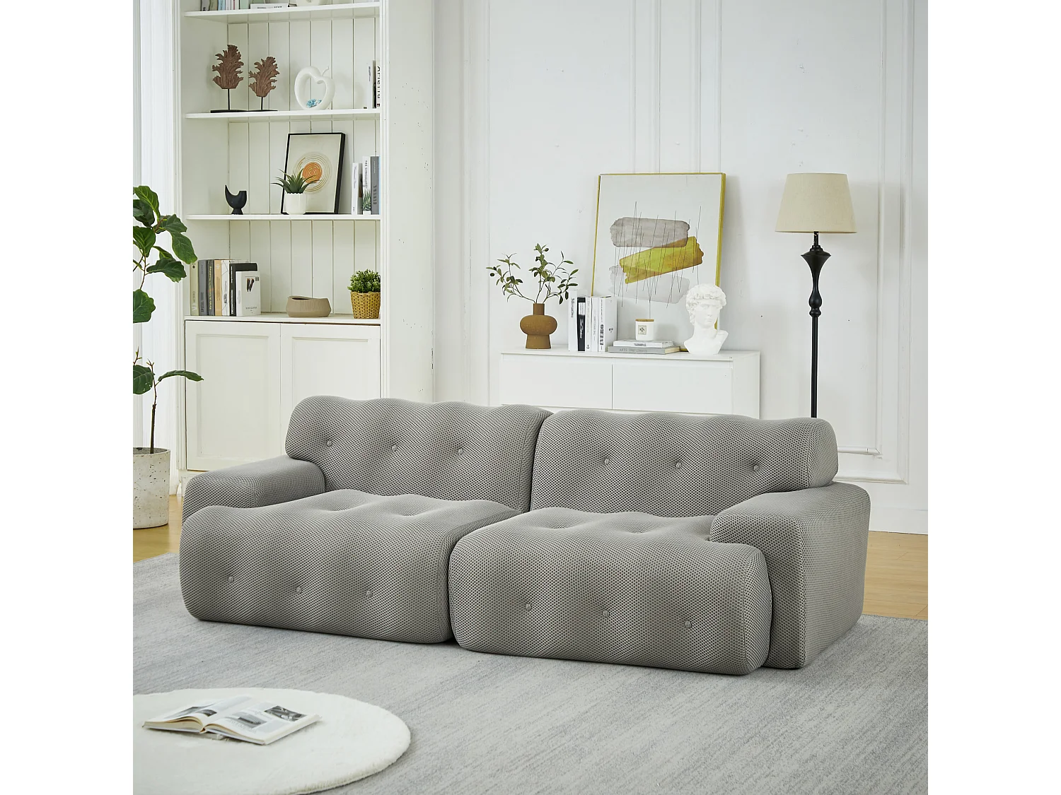 2-Sitzer-Stoffsofa mit breiten Armlehnen, modernes Design, Grau