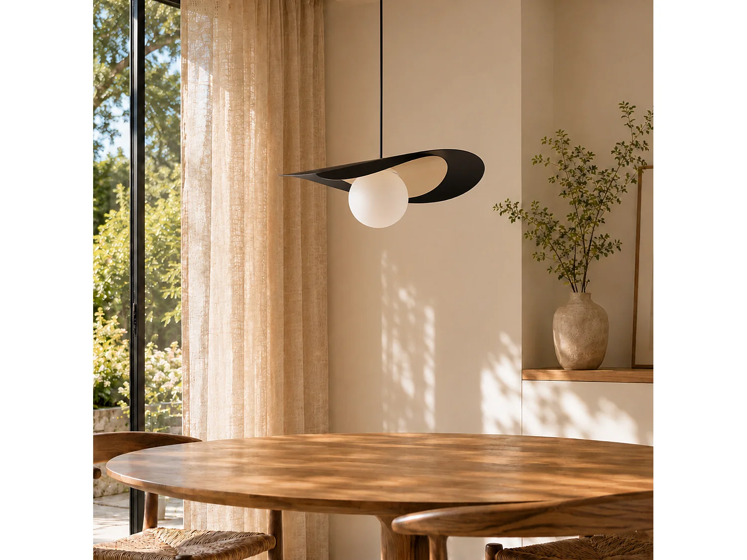 Sospensione in metallo nero e dorato 50 cm - Iris
