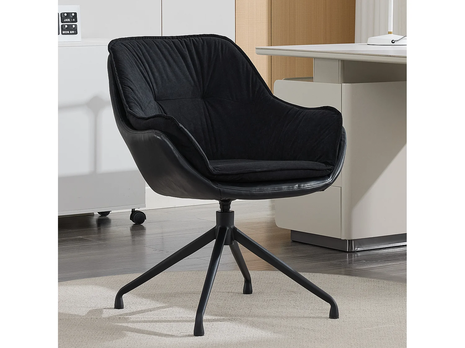 Chaise de bureau pivotante et confortable pour le télétravail