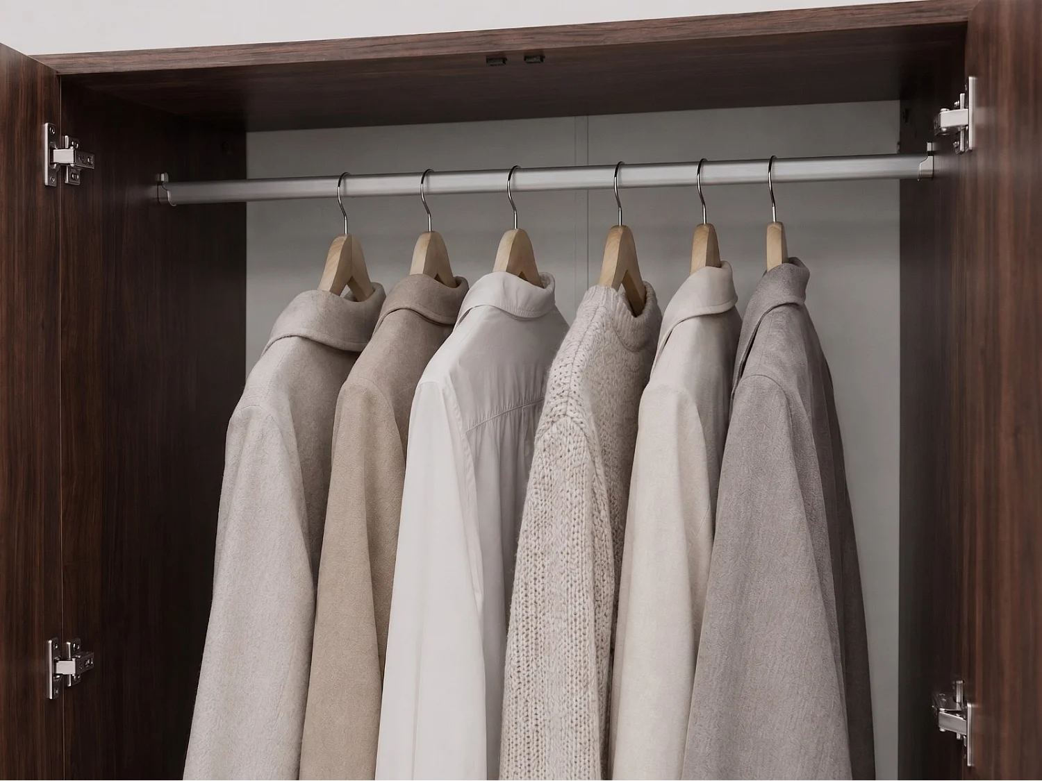 Armoire 4 portes et 3 tiroirs - Avec miroirs - L196 cm - Naturel foncé et doré - LIZANDRO
