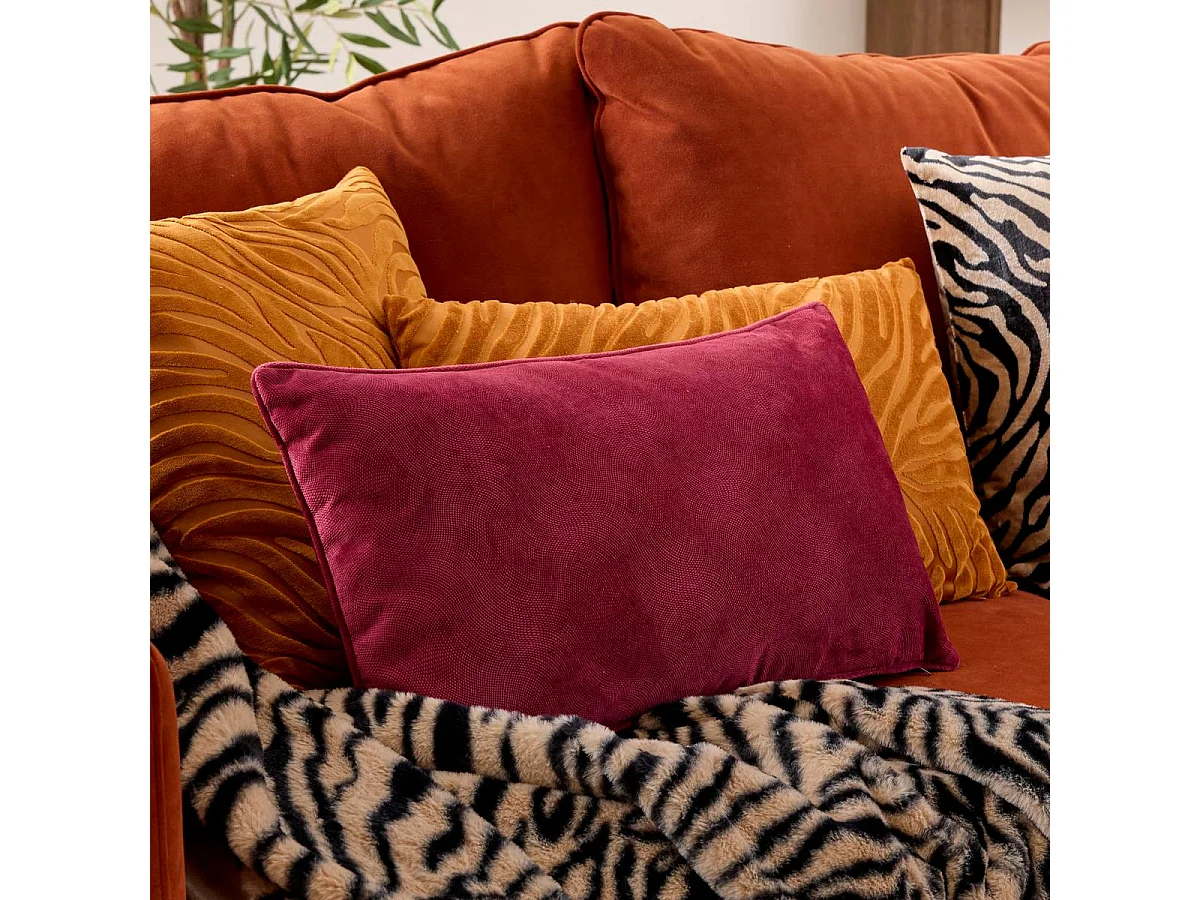 Coussin Déco Uni "Lilou" 30x50cm Rouge Grenat