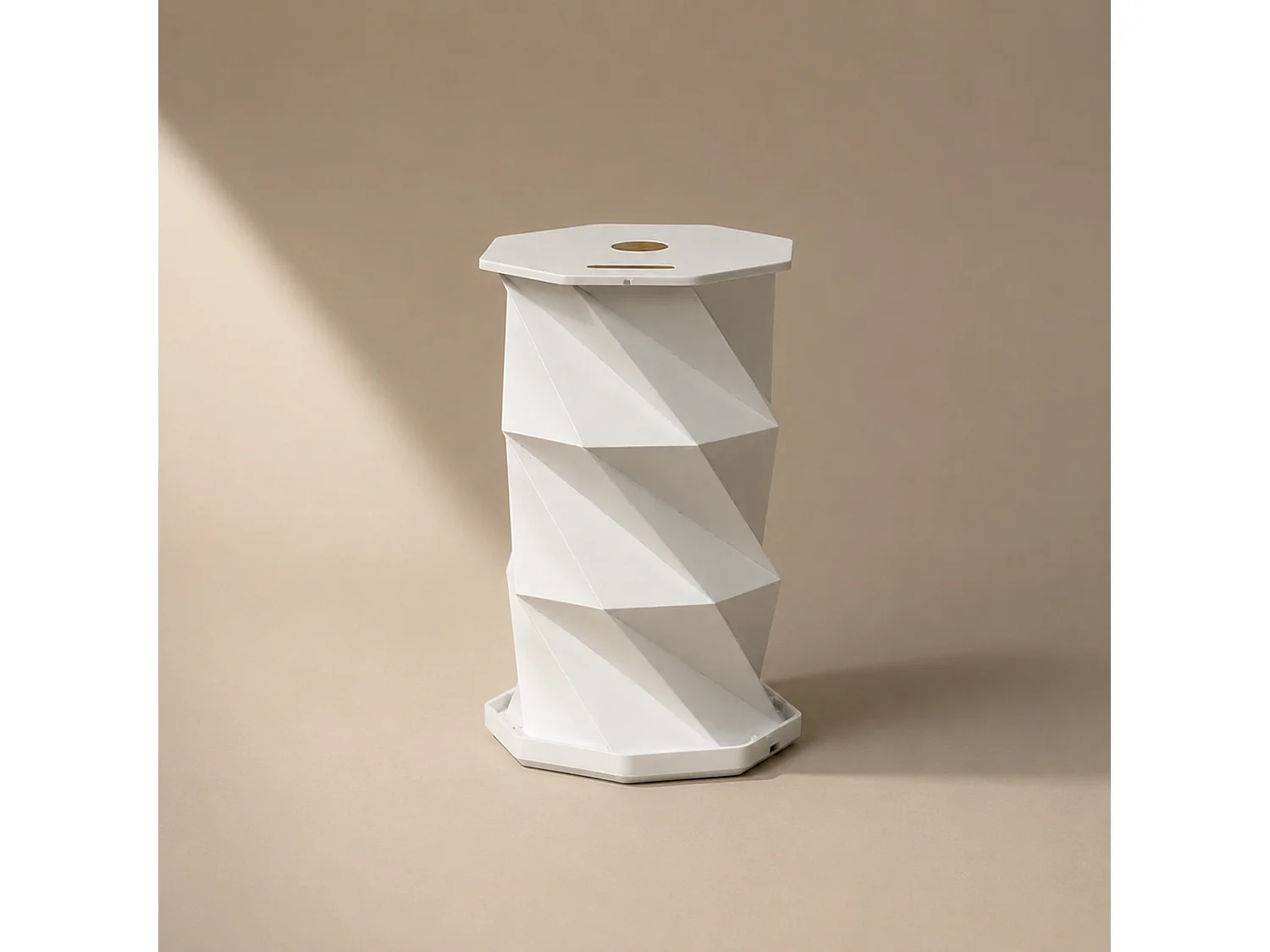 Tischlampe aus weißem Papier - Kami