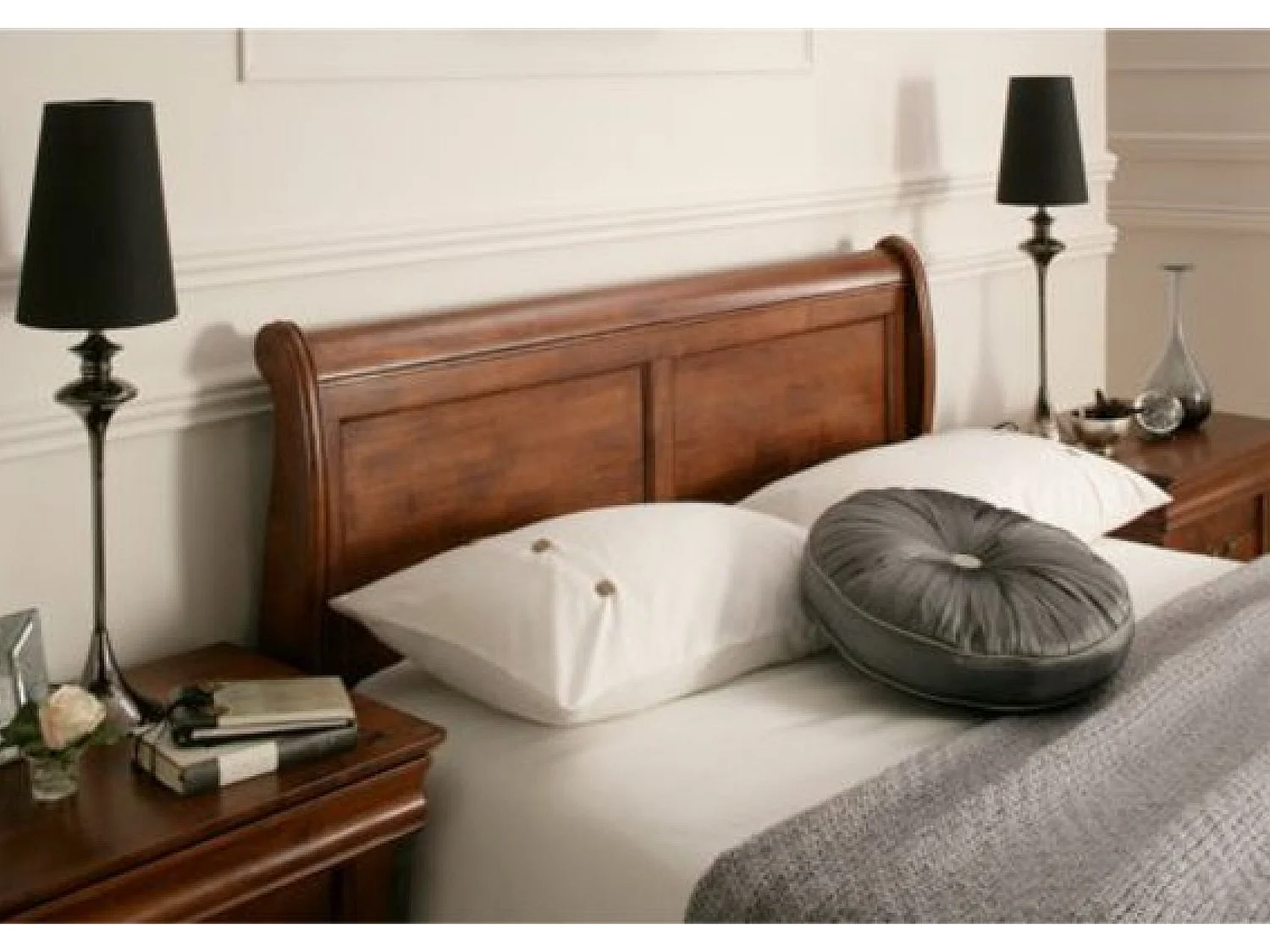 Oak Bedframe - 150 x 200 cm Bedframe in Brown