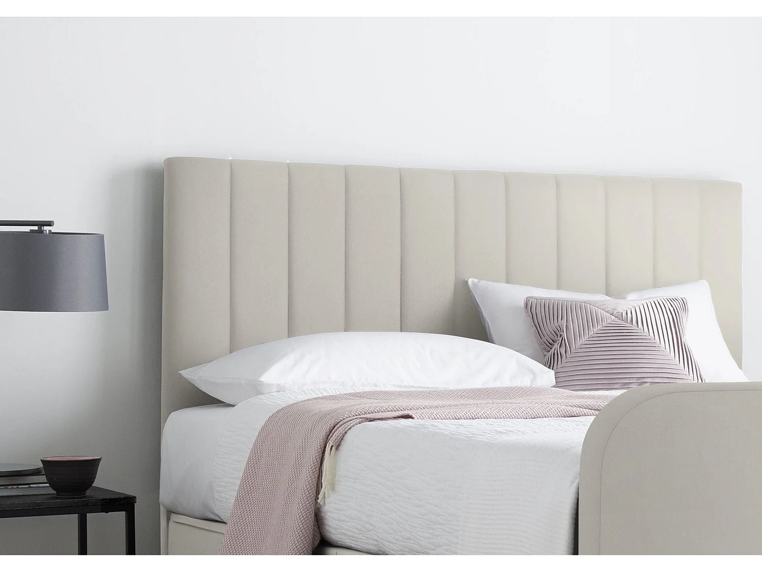 Upholstered Bedframe - 135 x 190 cm Bedframe in White