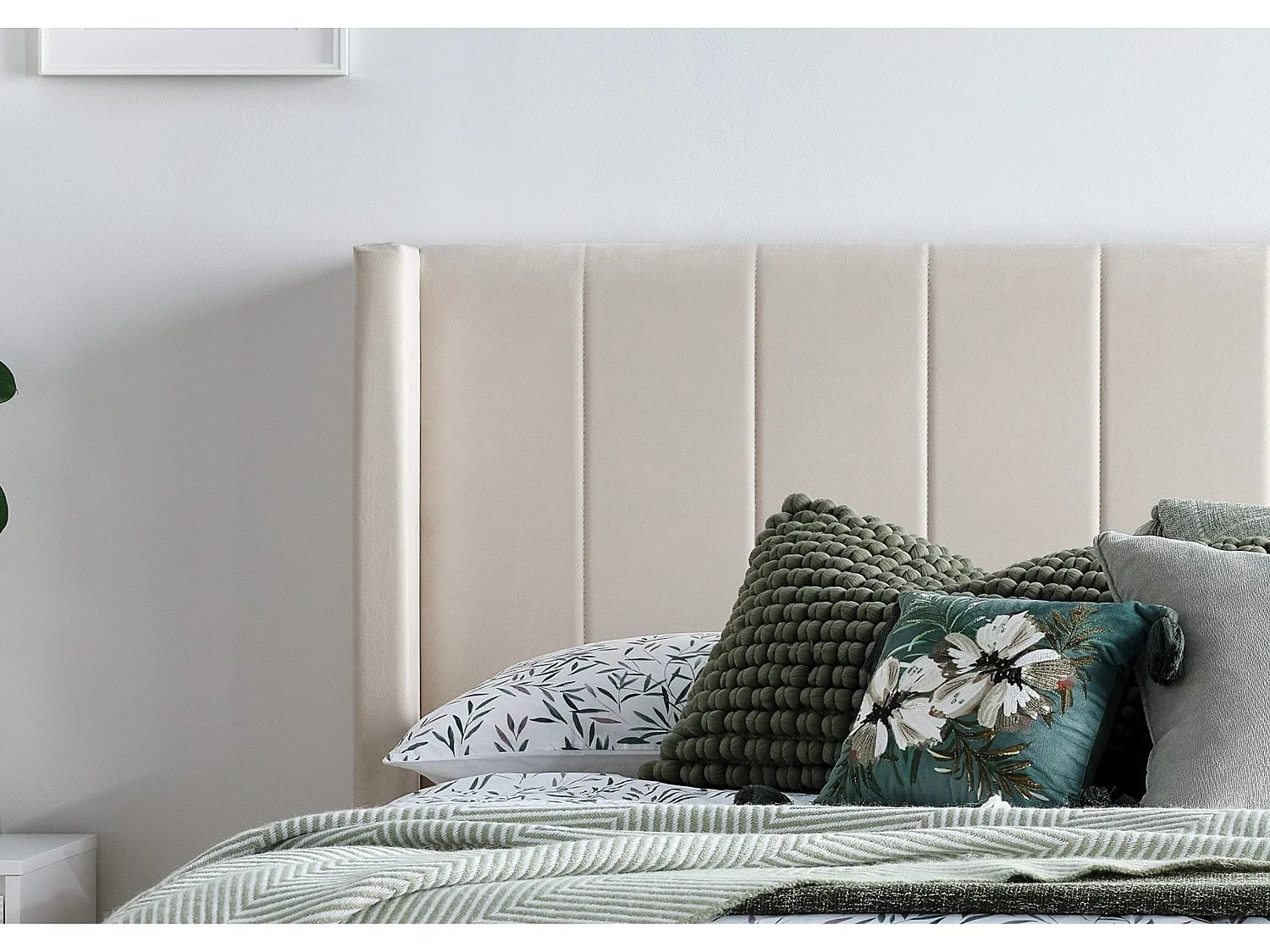 Upholstered Bedframe - 135 x 190 cm Bedframe in Cream