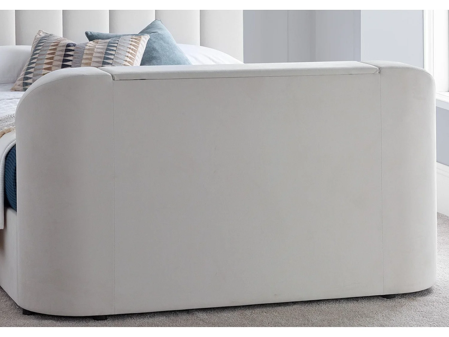 Upholstered Bedframe - 135 x 190 cm Bedframe Integrated TV Feature in Cream