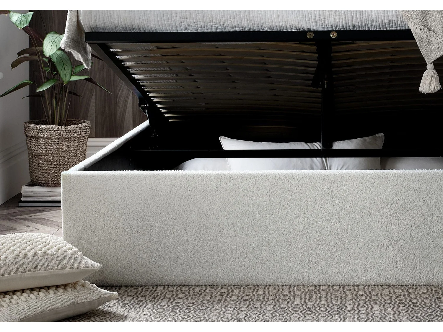 Upholstered Bedframe - 135 x 190 cm Bedframe in Cream