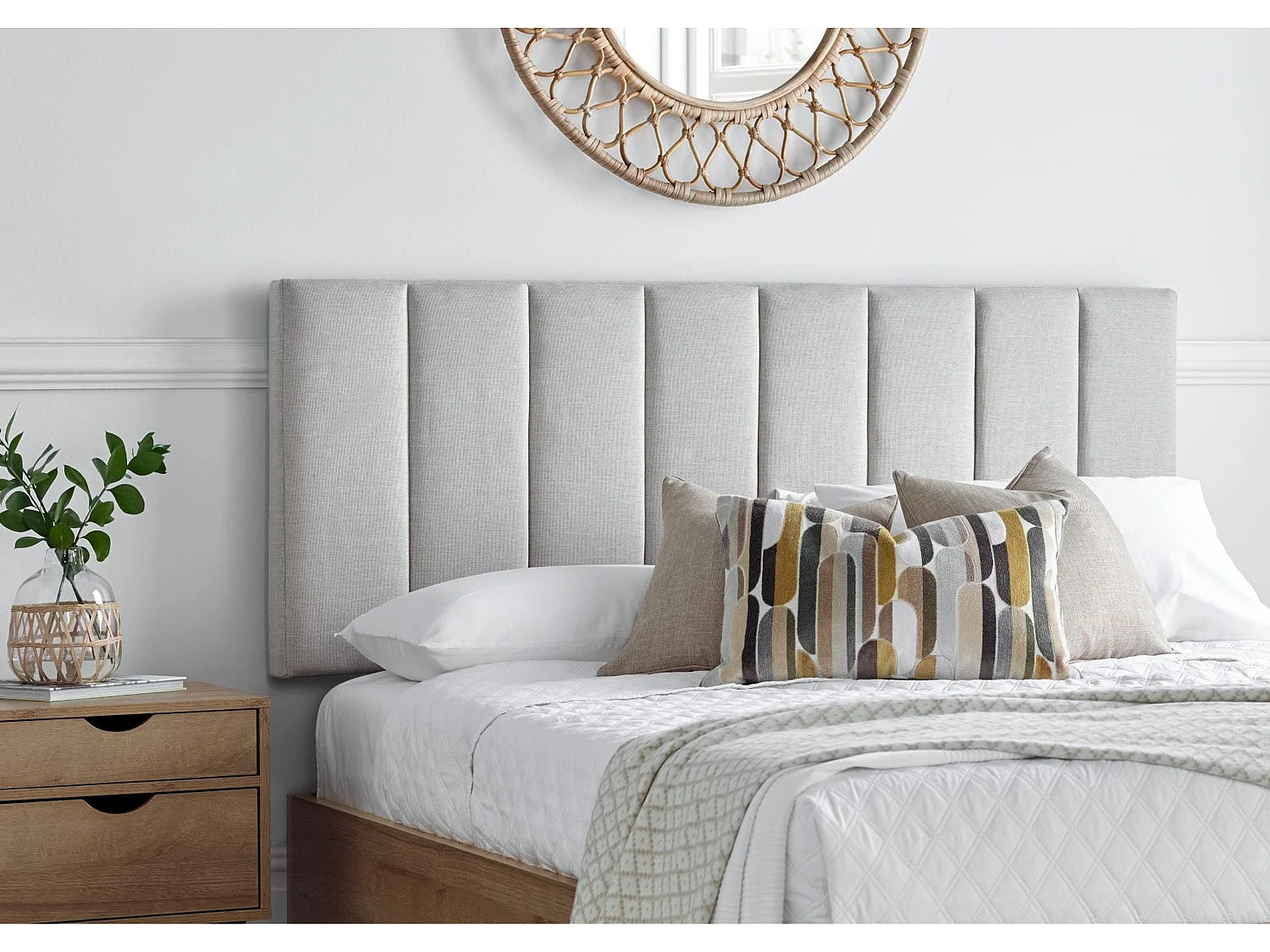 Upholstered Storage bed - 135 x 190 cm Ottoman Bed With Ottoman Storage in White