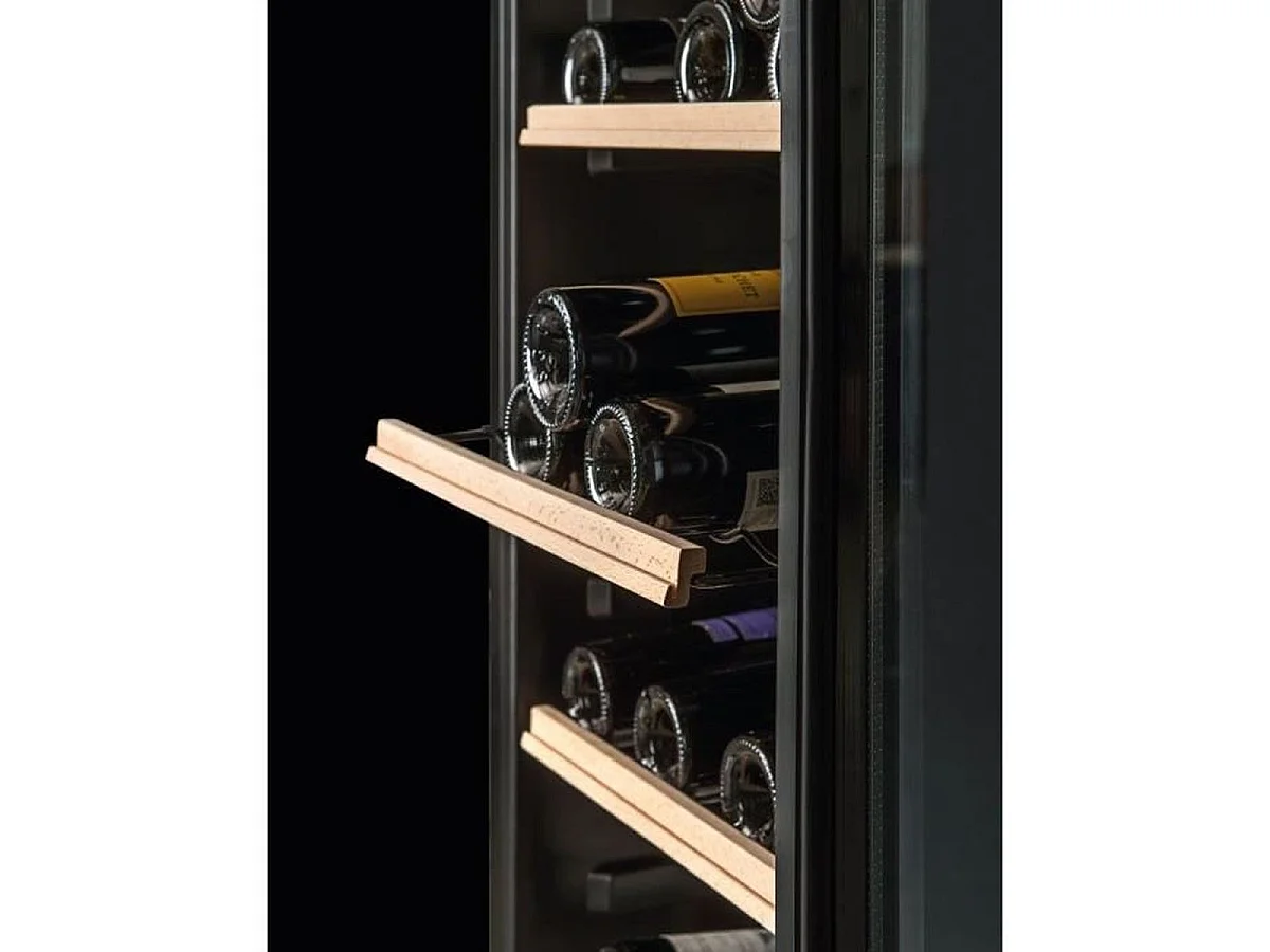 La Sommelière CTPNE147E - Cave de vieillissement 147 bouteilles, compresseur, noir
