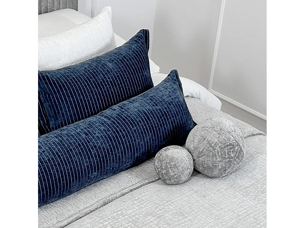 Lot de 2 coussins rond en tissu chenille gris - diametre: 13 et 30 cm - Happy Pill
