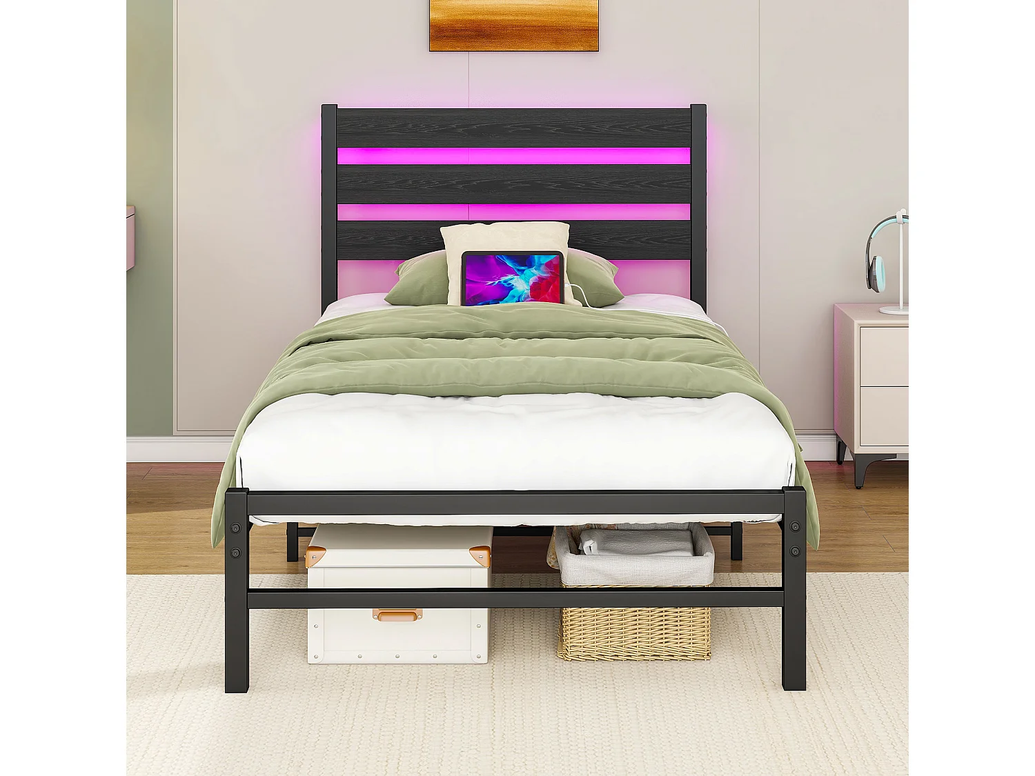 Lit simple 90x200 cm avec tête de lit, USB et LED - MDF et métal - Noir