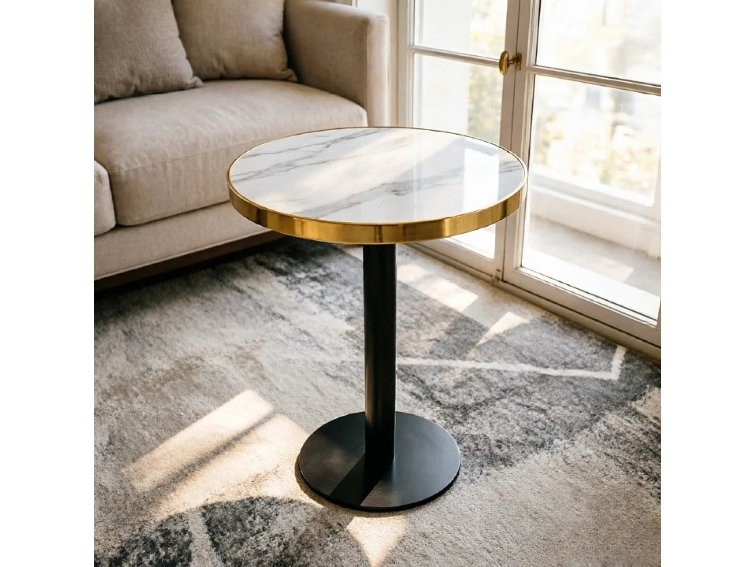 Table d'appoint ronde 60 cm effet marbre blanc - Pied en métal noir