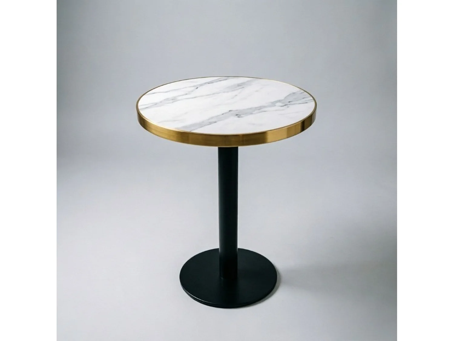 Table d'appoint ronde 60 cm effet marbre blanc - Pied en métal noir