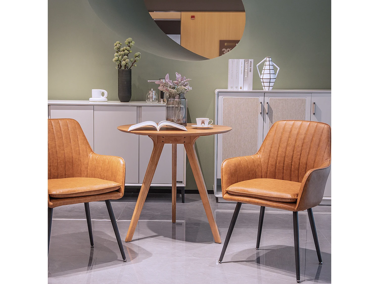Set van 2 stoelen met zwarte metalen poten - Bruin kunstleer