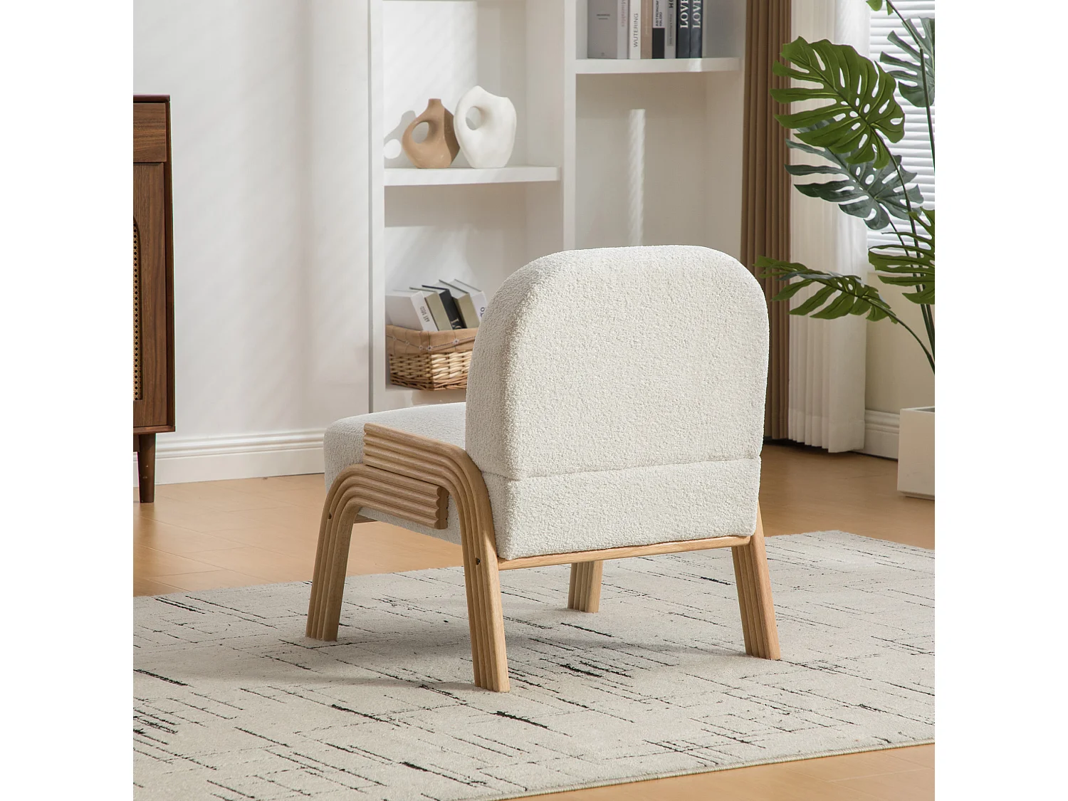 Fauteuil en tissu chenille avec structure en bois - Ivoire