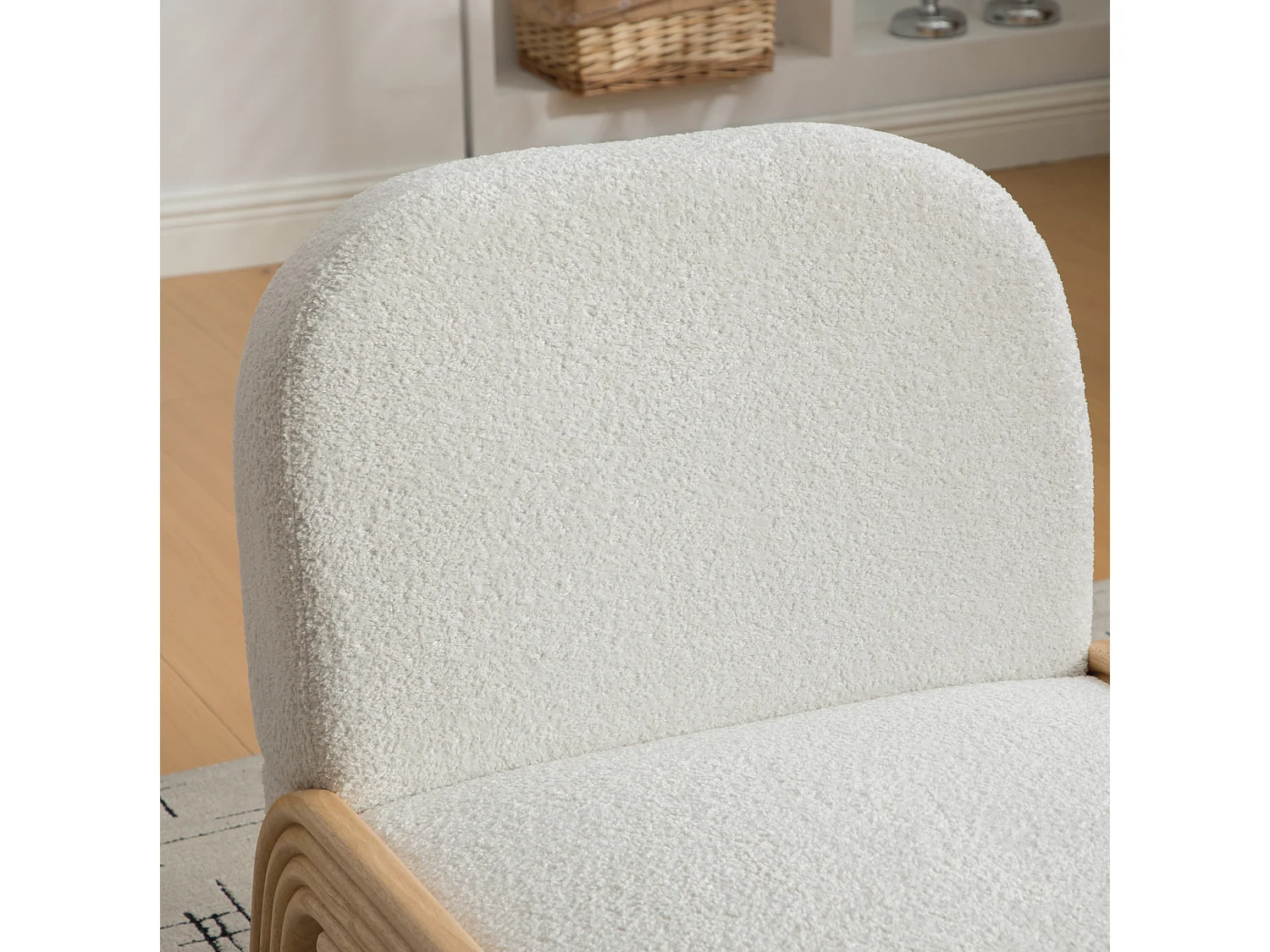 Fauteuil en tissu chenille avec structure en bois - Ivoire