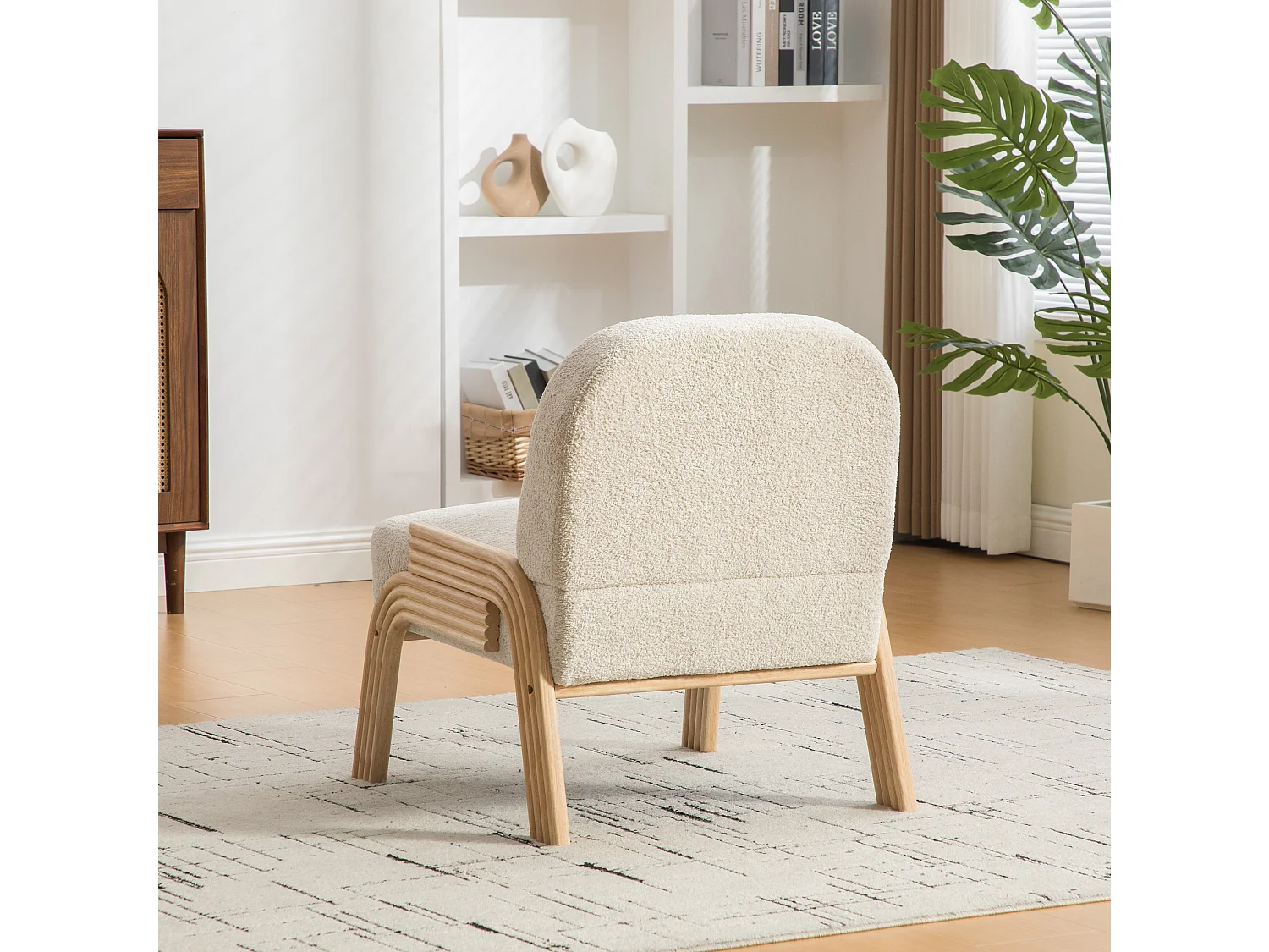 Fauteuil en tissu chenille avec structure en bois - Beige