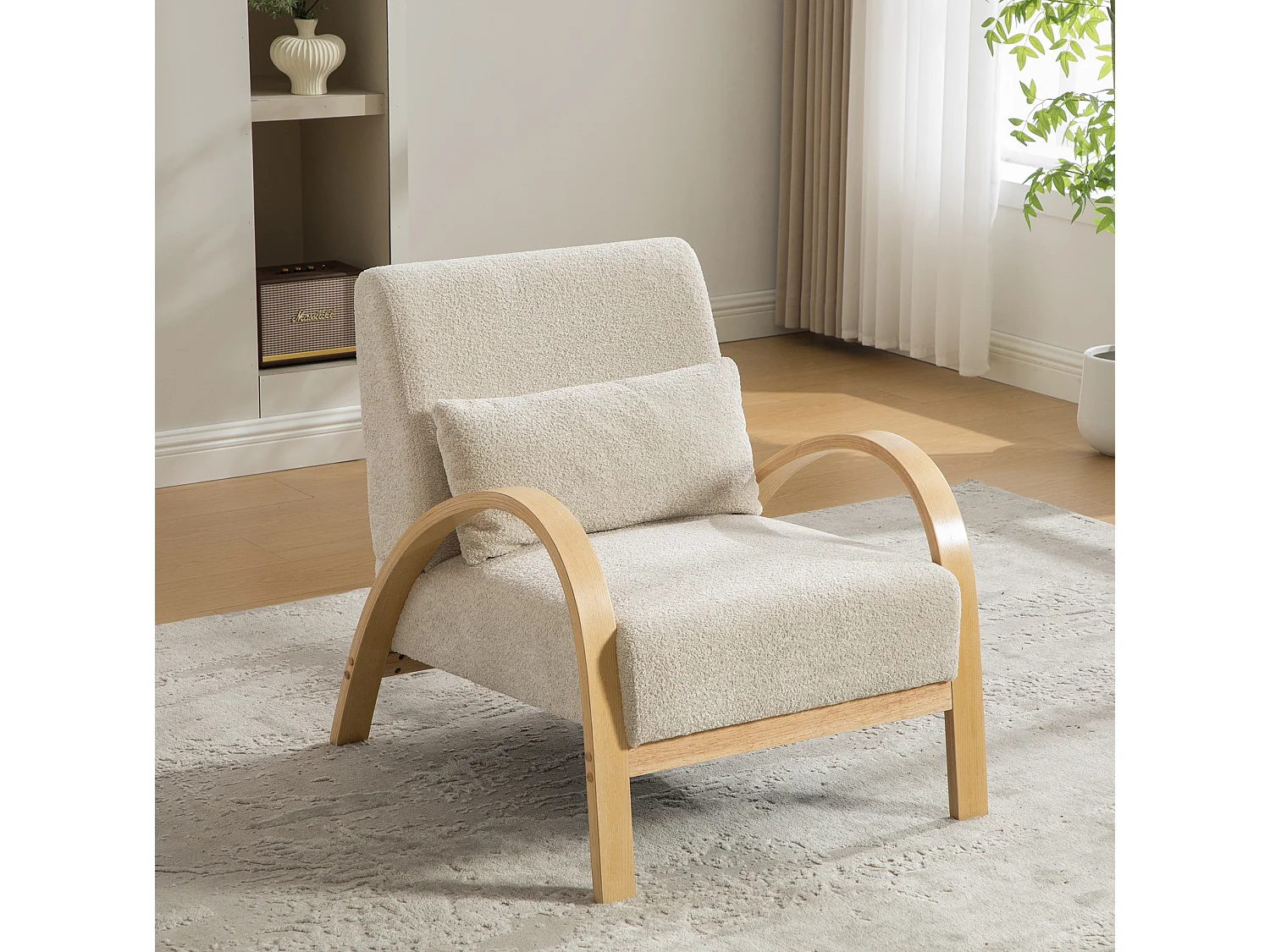 Fauteuil en tissu chenille avec accoudoir et coussin - Structure en bois - Beige
