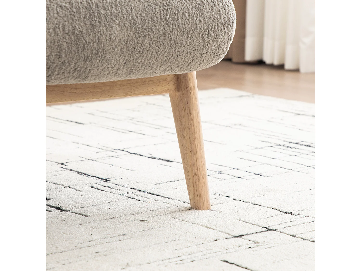 Poltrona 74x61,5x76 cm in ciniglia grigia con gambe in legno - Senza braccioli