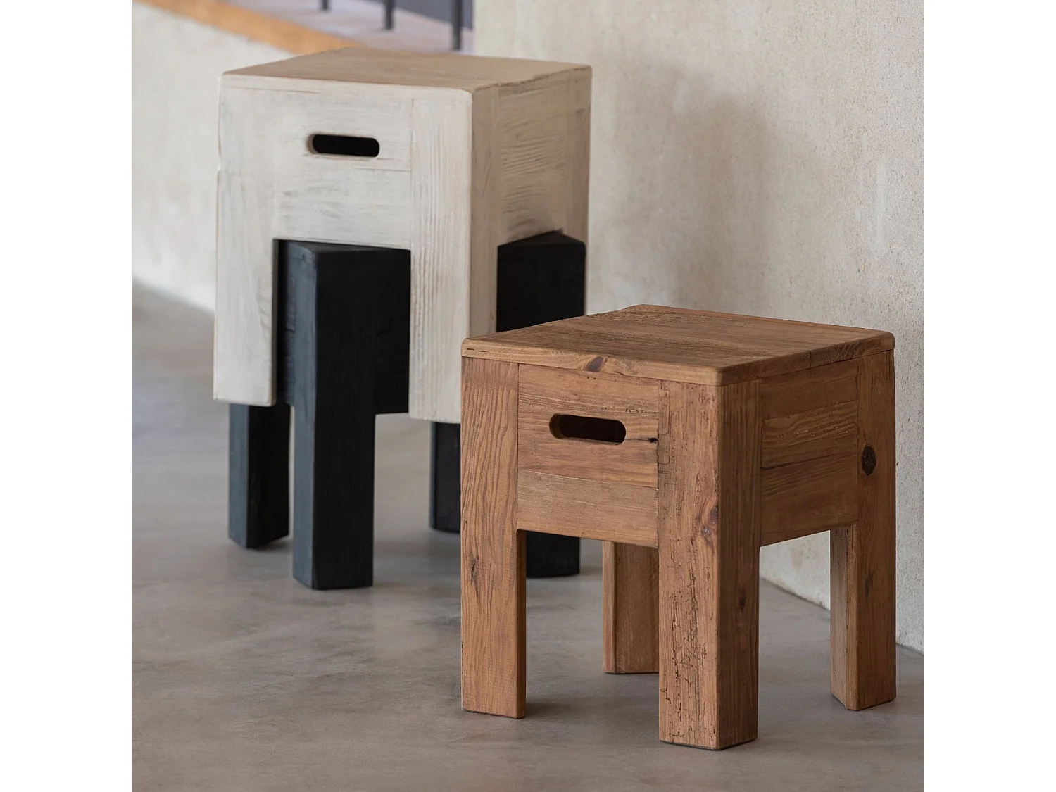 Tabouret en Bois "Will" 40cm Noir