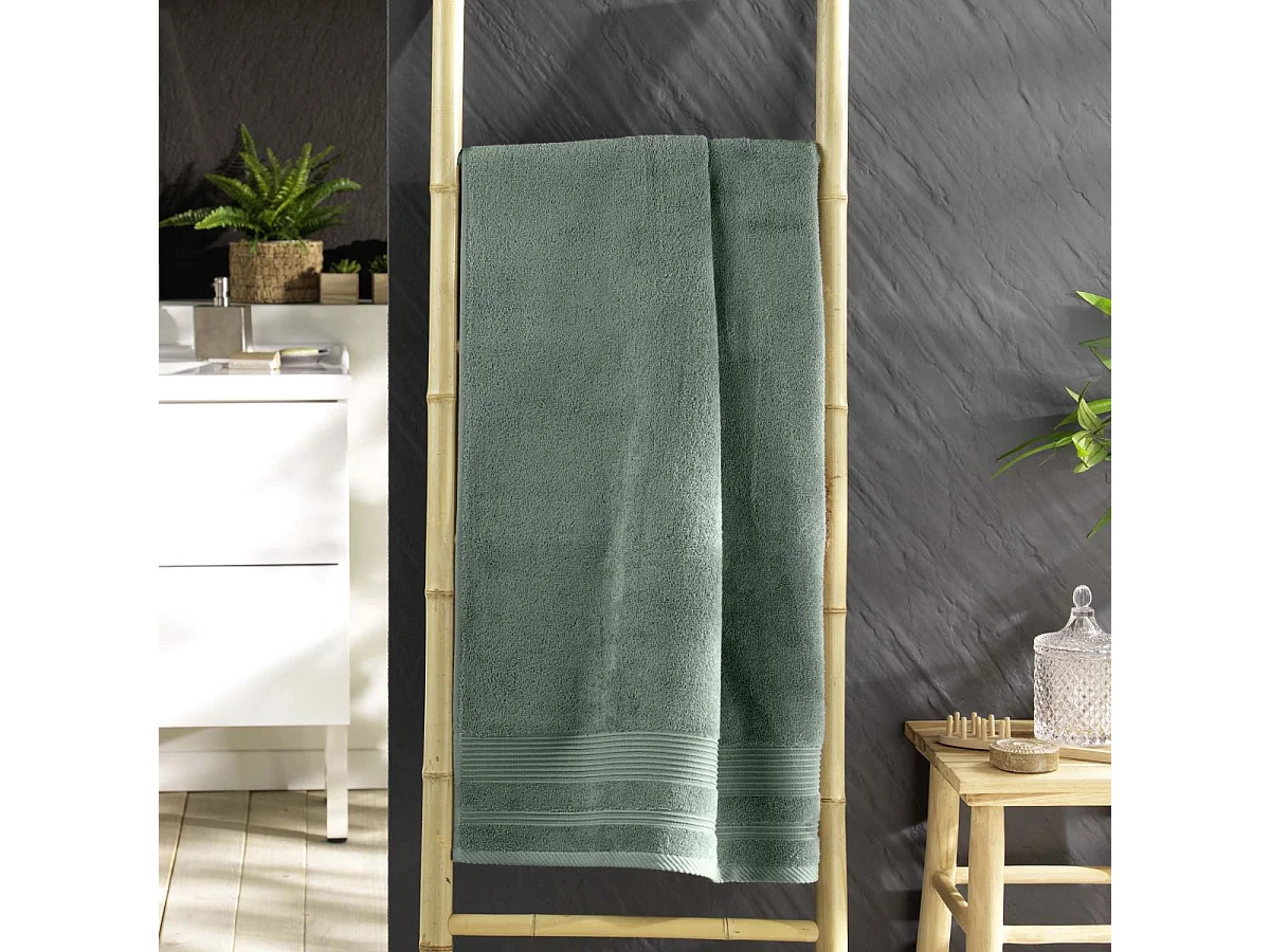 Drap de Douche "Tendresse" 70x130cm Vert Cèdre