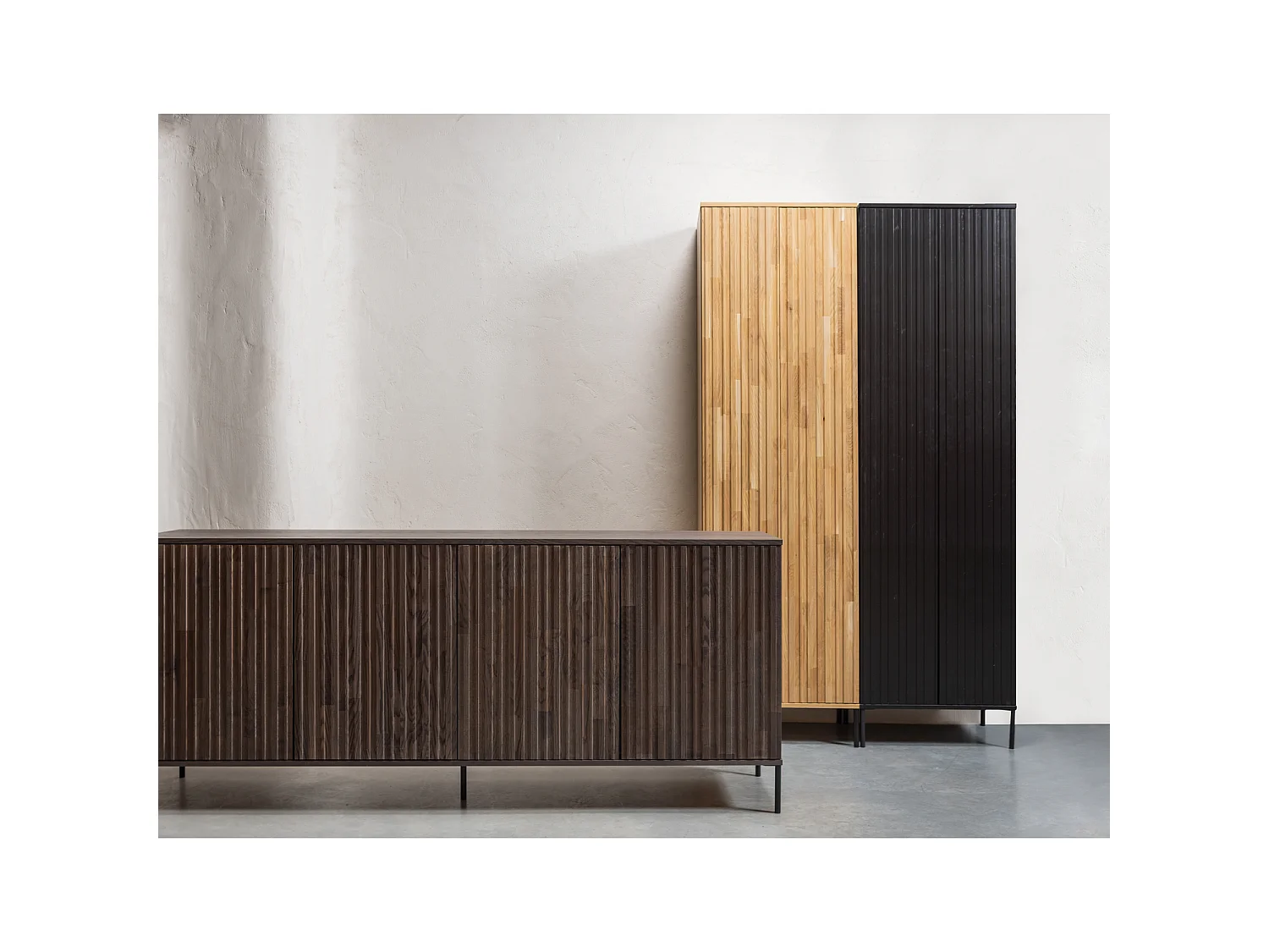Armoire 2 portes 1 tiroirs en pin NEW GRAVURE