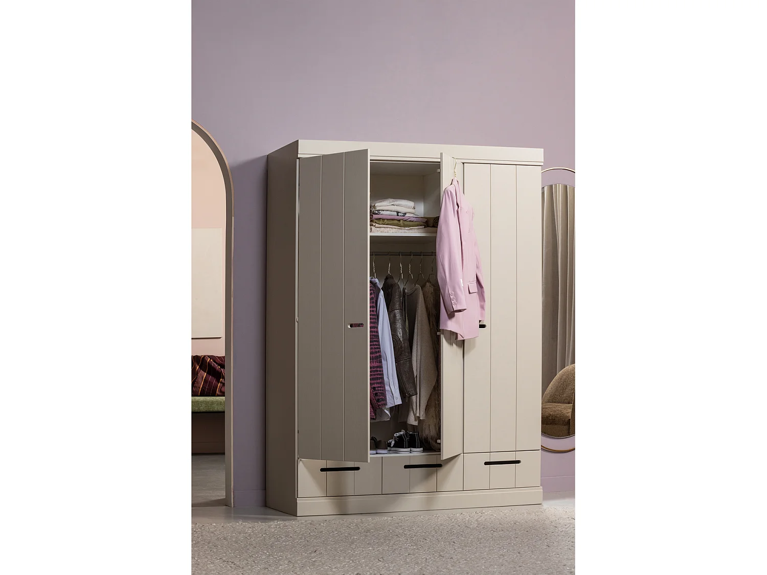 Armoire 3 portes avec tiroir en pin CONNECT