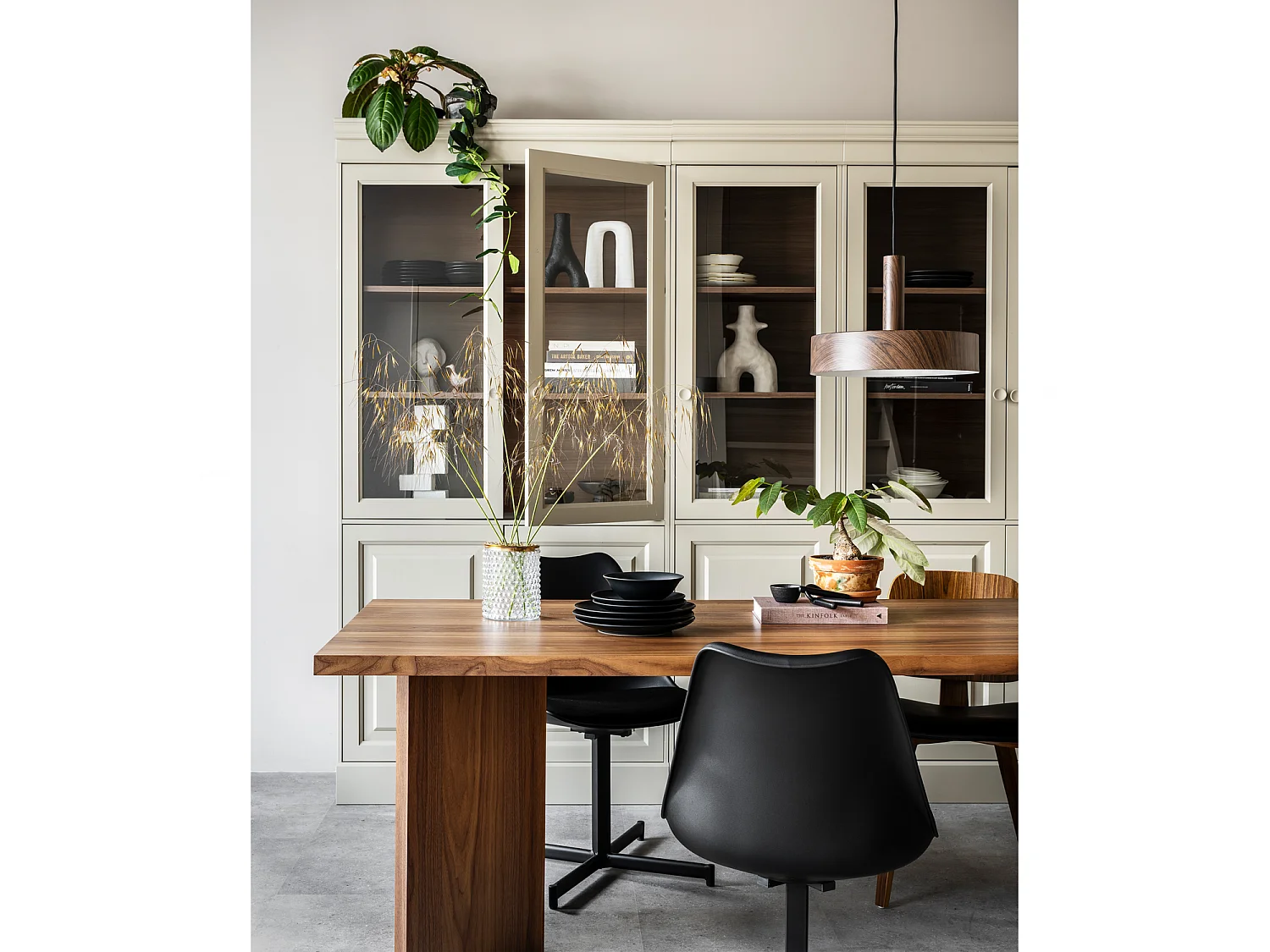 Vitrine 4 portes en pin CHOW