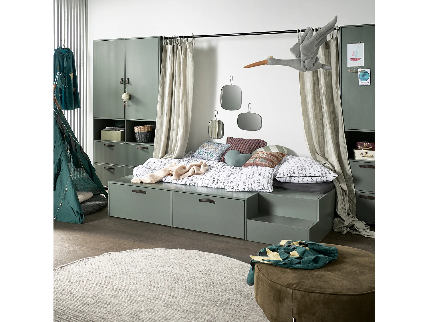 Armoire 2 portes et 4 tiroirs en pin STAGE