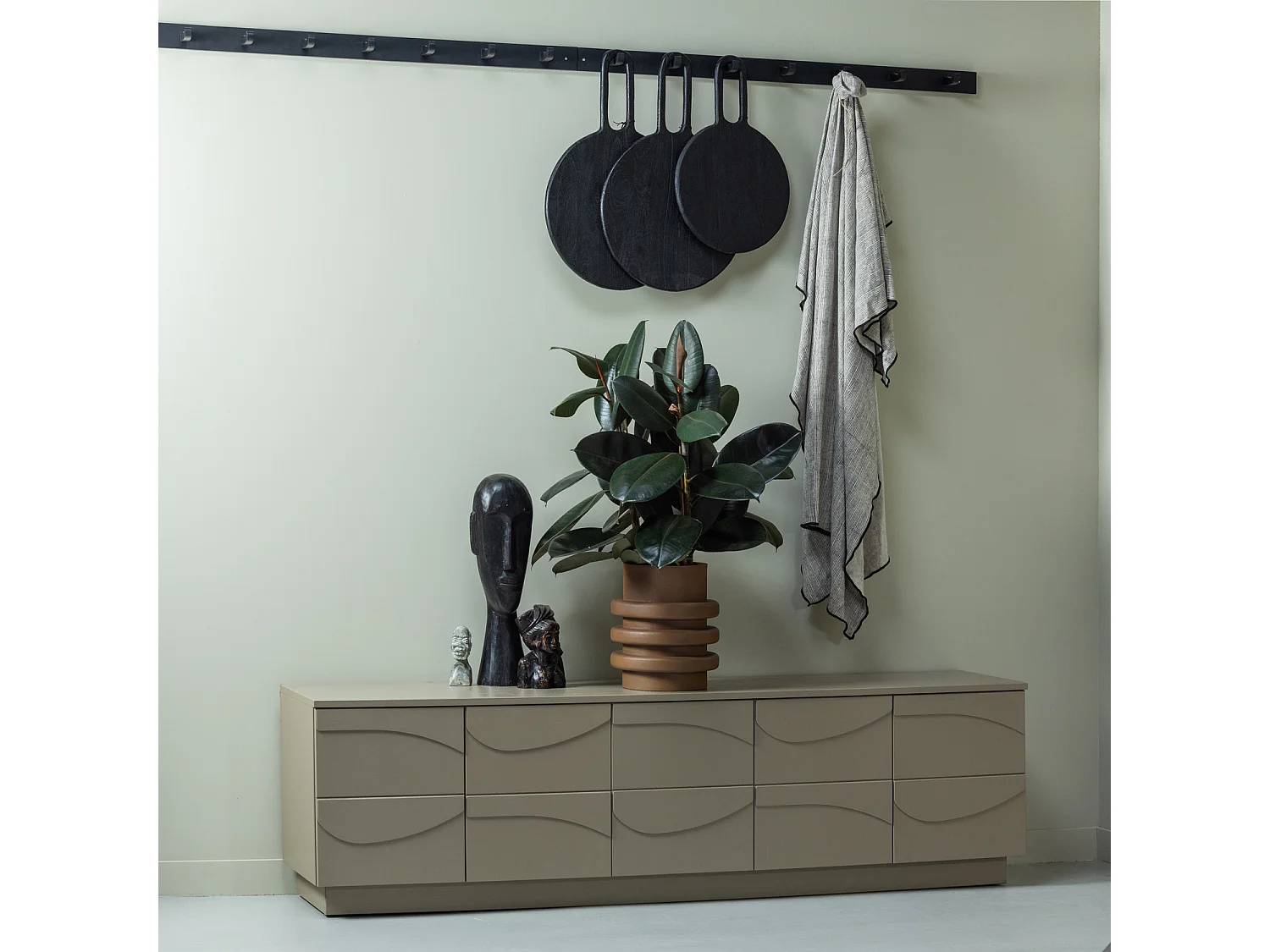 Meuble tv 5 portes en pin TEO