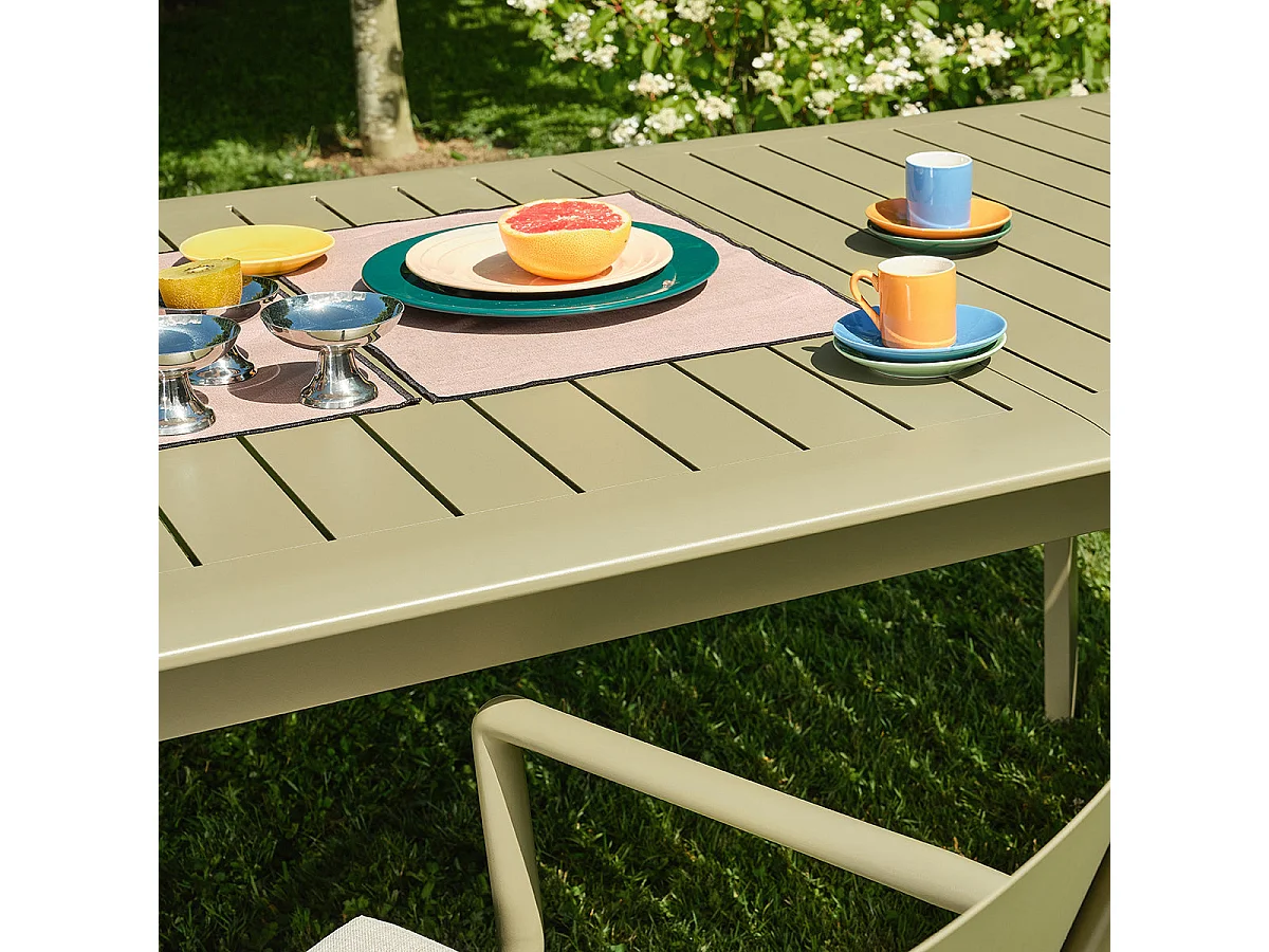 Table de jardin en aluminium kaki extensible 6/10 pers.