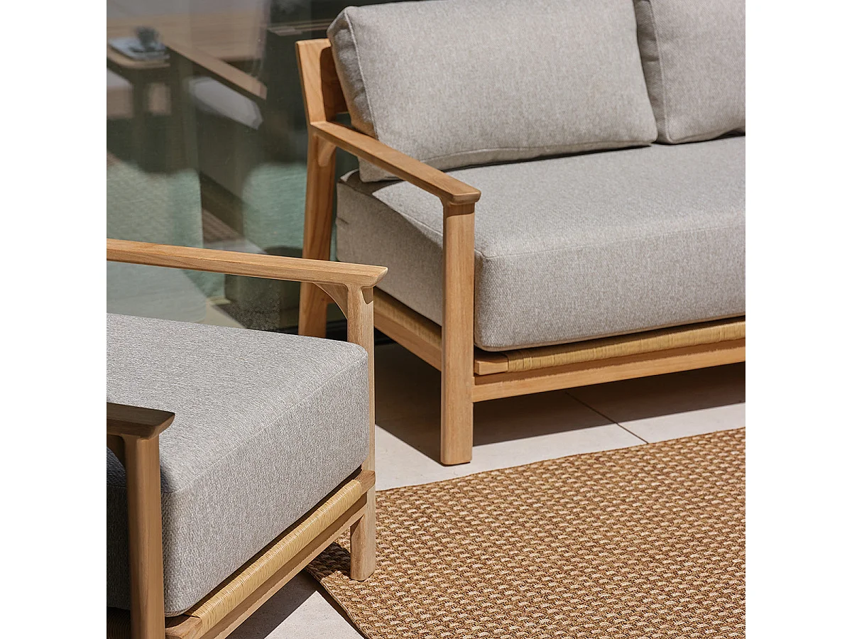 Salon de jardin bas en teck avec coussins gris chiné 5 personnes