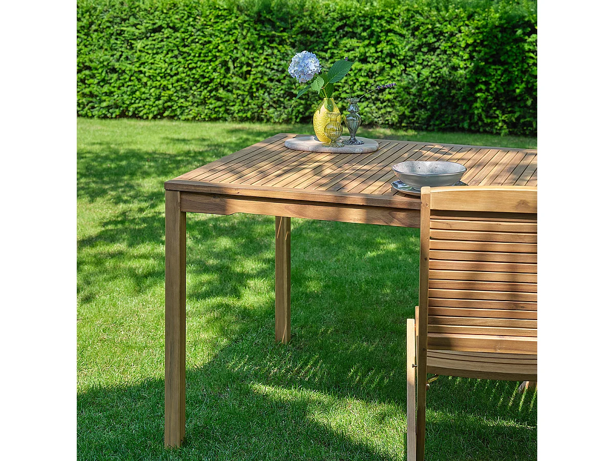 Table de jardin en acacia massif 150 cm