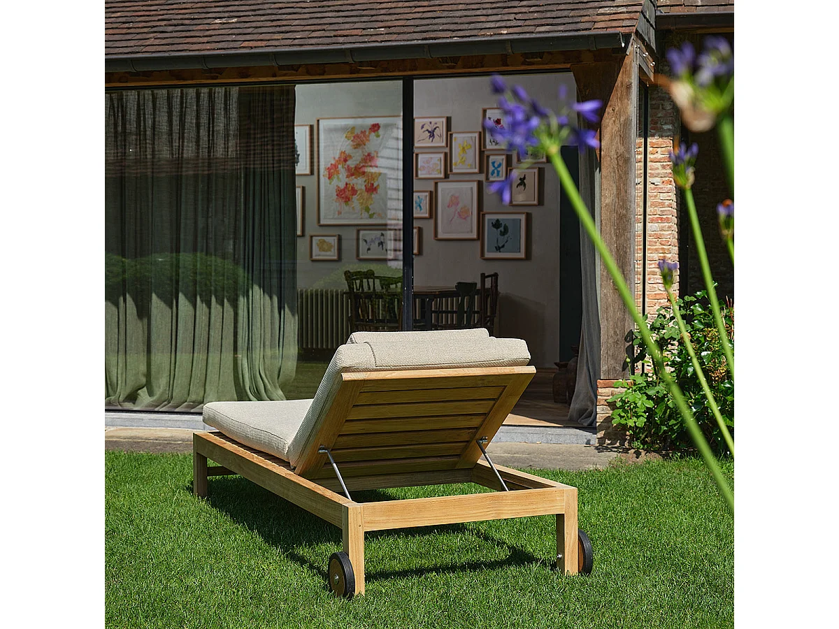 Lettino prendisole in teak massiccio
