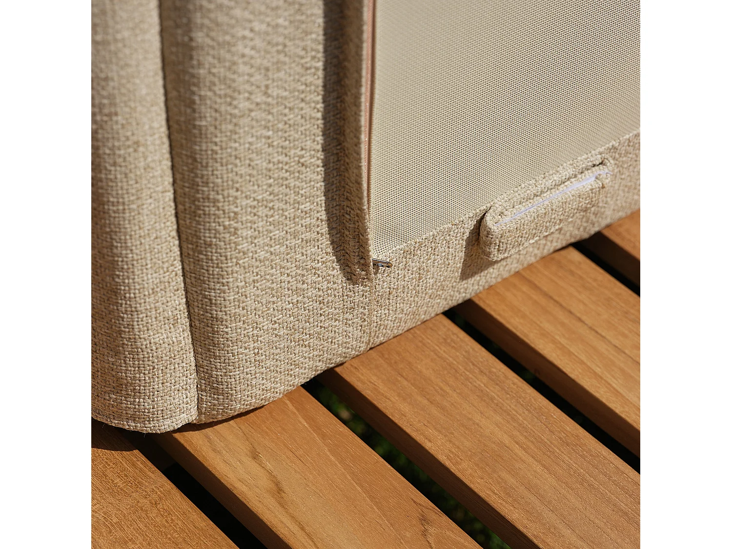 Lettino prendisole in teak massiccio
