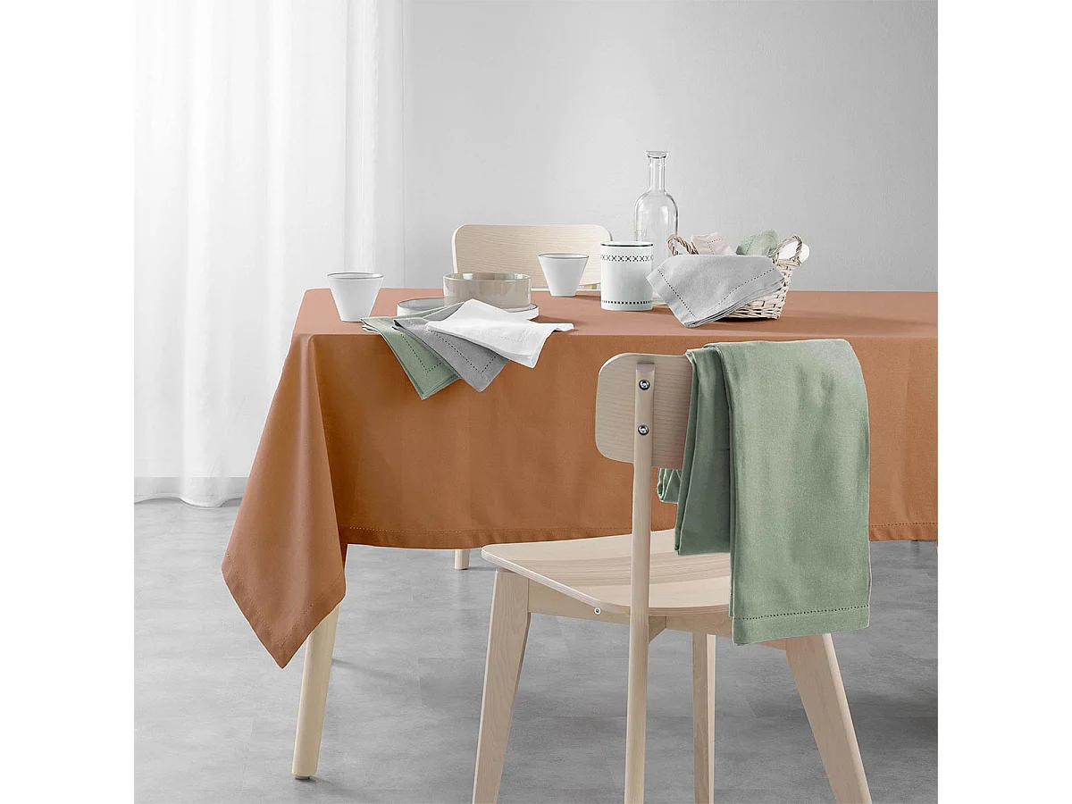 Nappe de Table Uni "Charline" 140x240cm Mocha