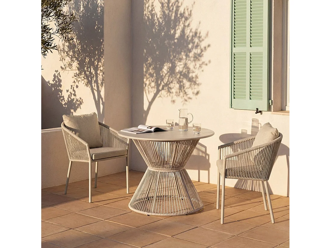 Table fixe en métal beige 90x75 cm-Kadek