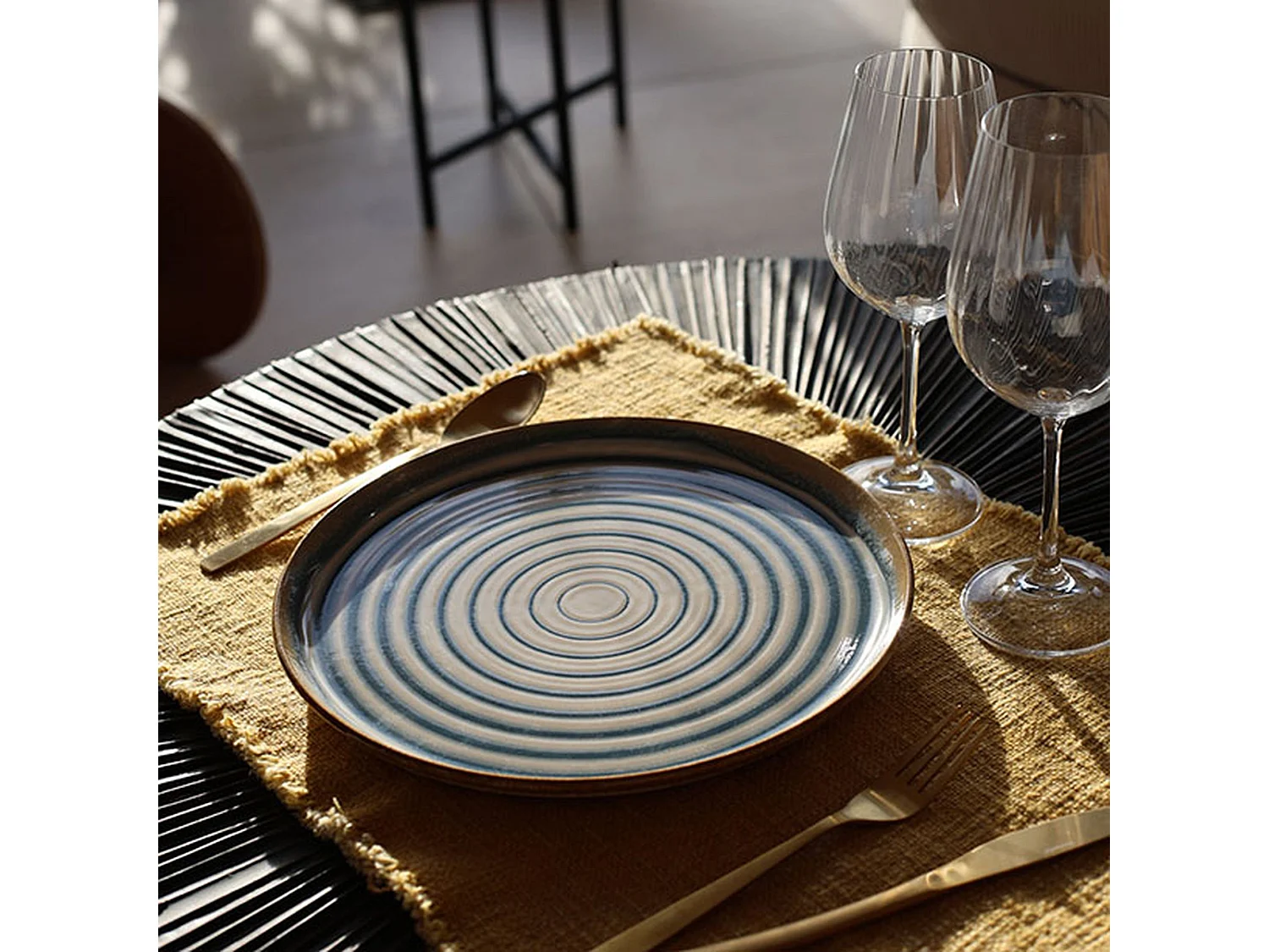 Novastyl - Lot 6 Assiettes Plates Spirale 27cm En Faience Bleu Et Beige